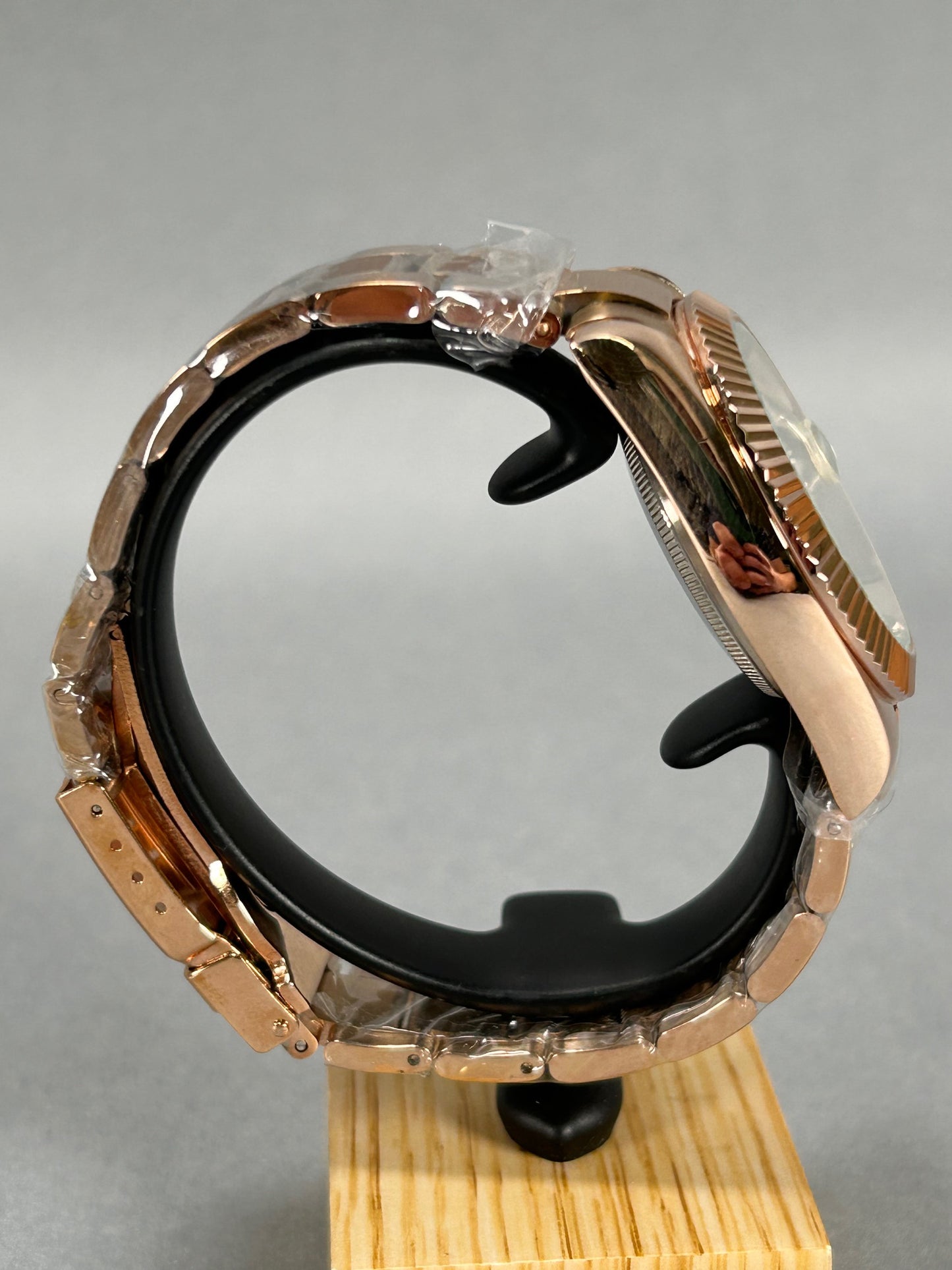 Paula Reis Date Automatic Gentleman's Wristwatch