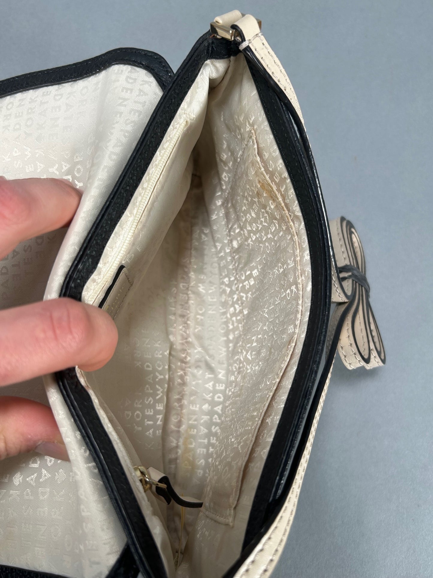 Kate Spade White & Black Handbag