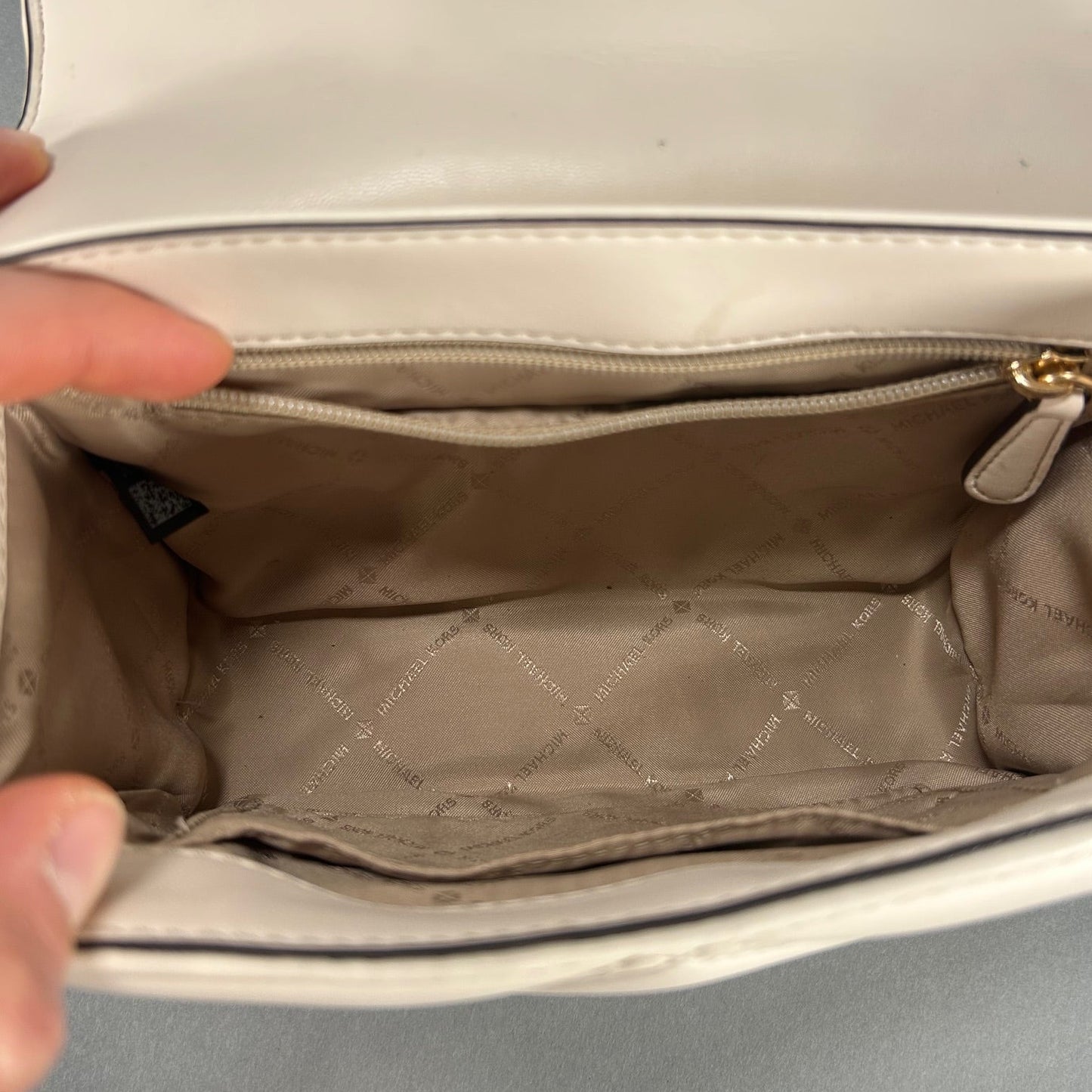 Michael Kors Serena Quilted Cream Hand Bag