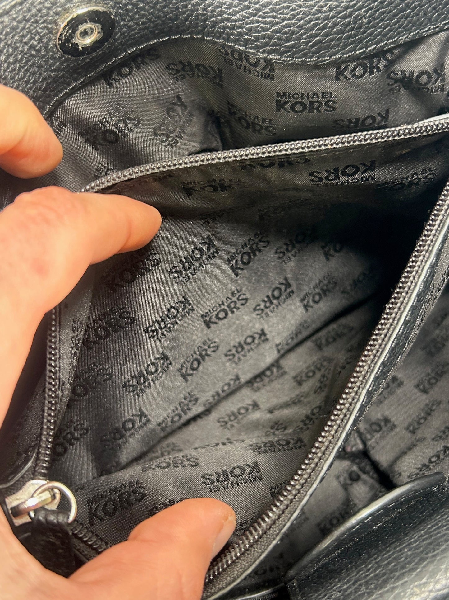 Michael Kors Hamilton Frame Out Hand Bag