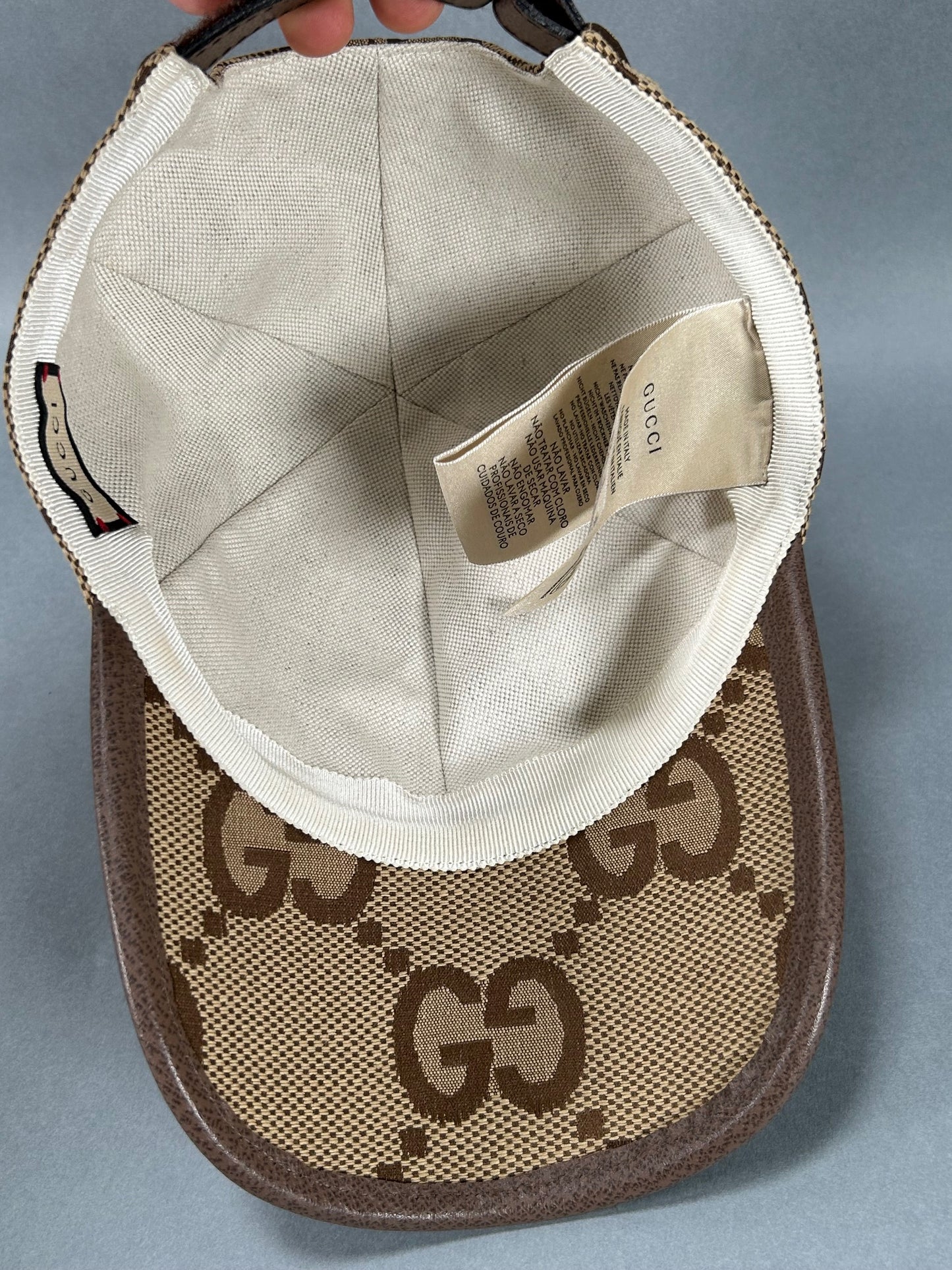 Gucci Ball Cap Size Small