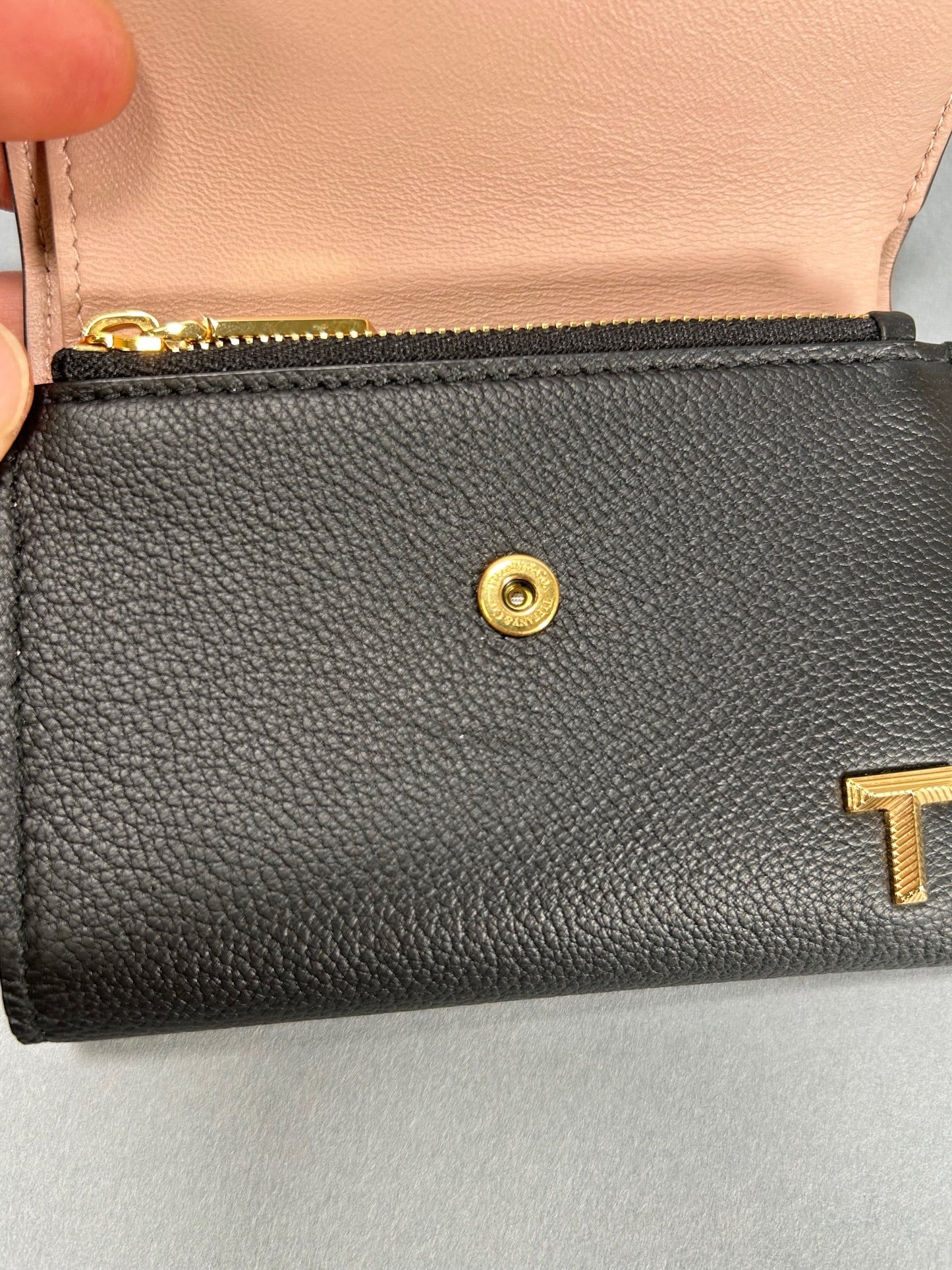 Tiffany T Envelope Wallet - Black