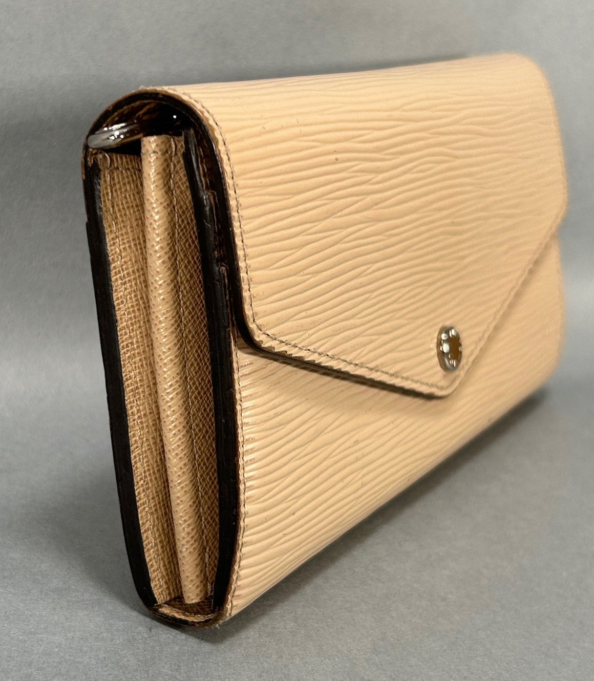 Louis Vuitton LV Beige Epi Sarah Wallet