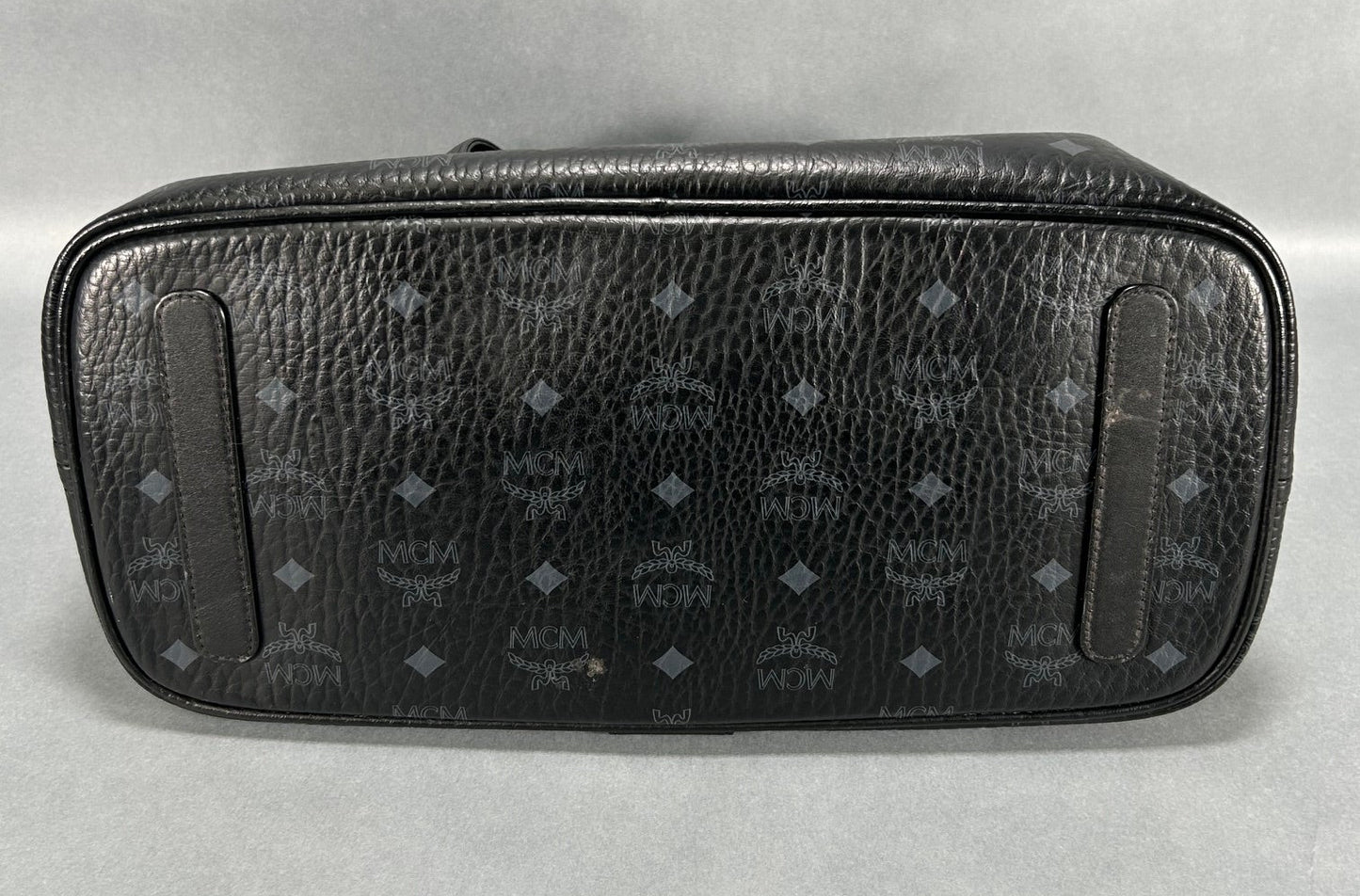 MCM Liz Large Visetos Shopper Bag - Black