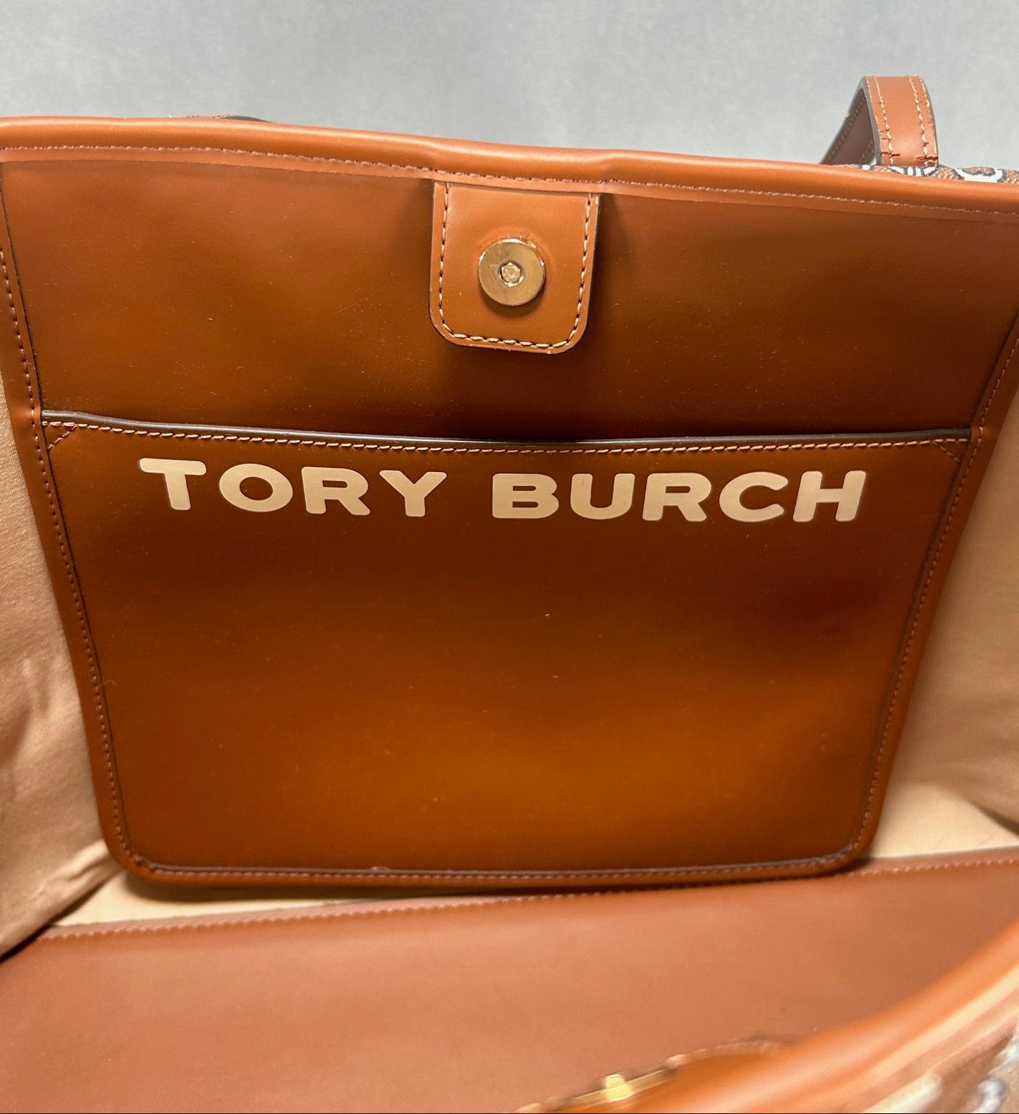 Tory Burch Gemini Link Tote Bag
