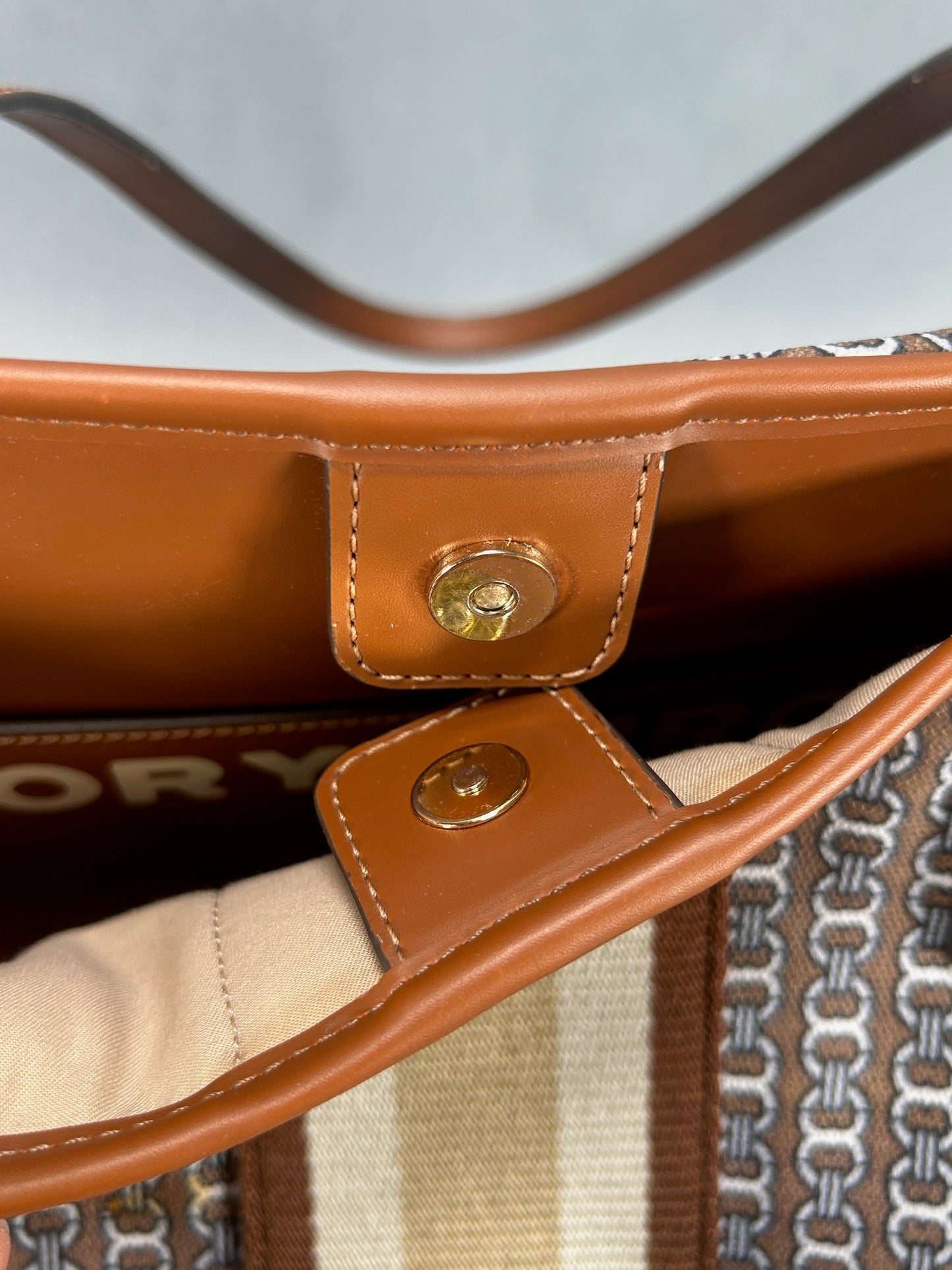 Tory Burch Gemini Link Tote Bag