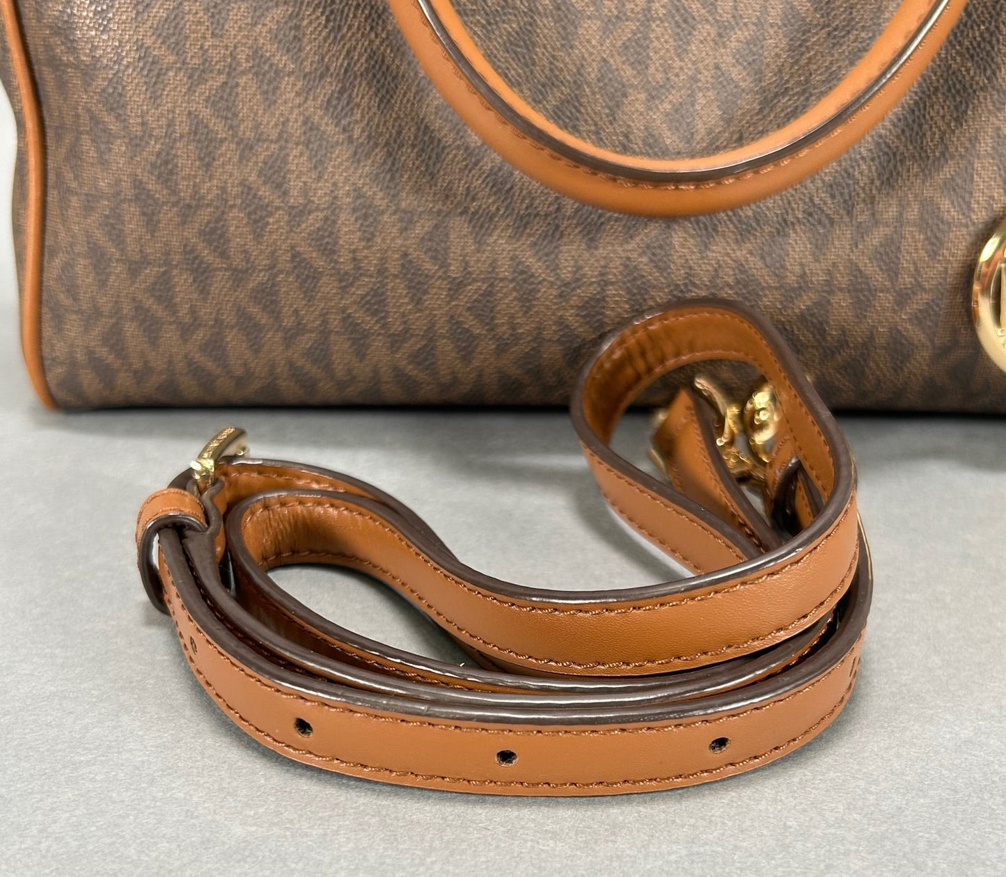 Michael Kors Hayes Large Duffel Bag - Brown