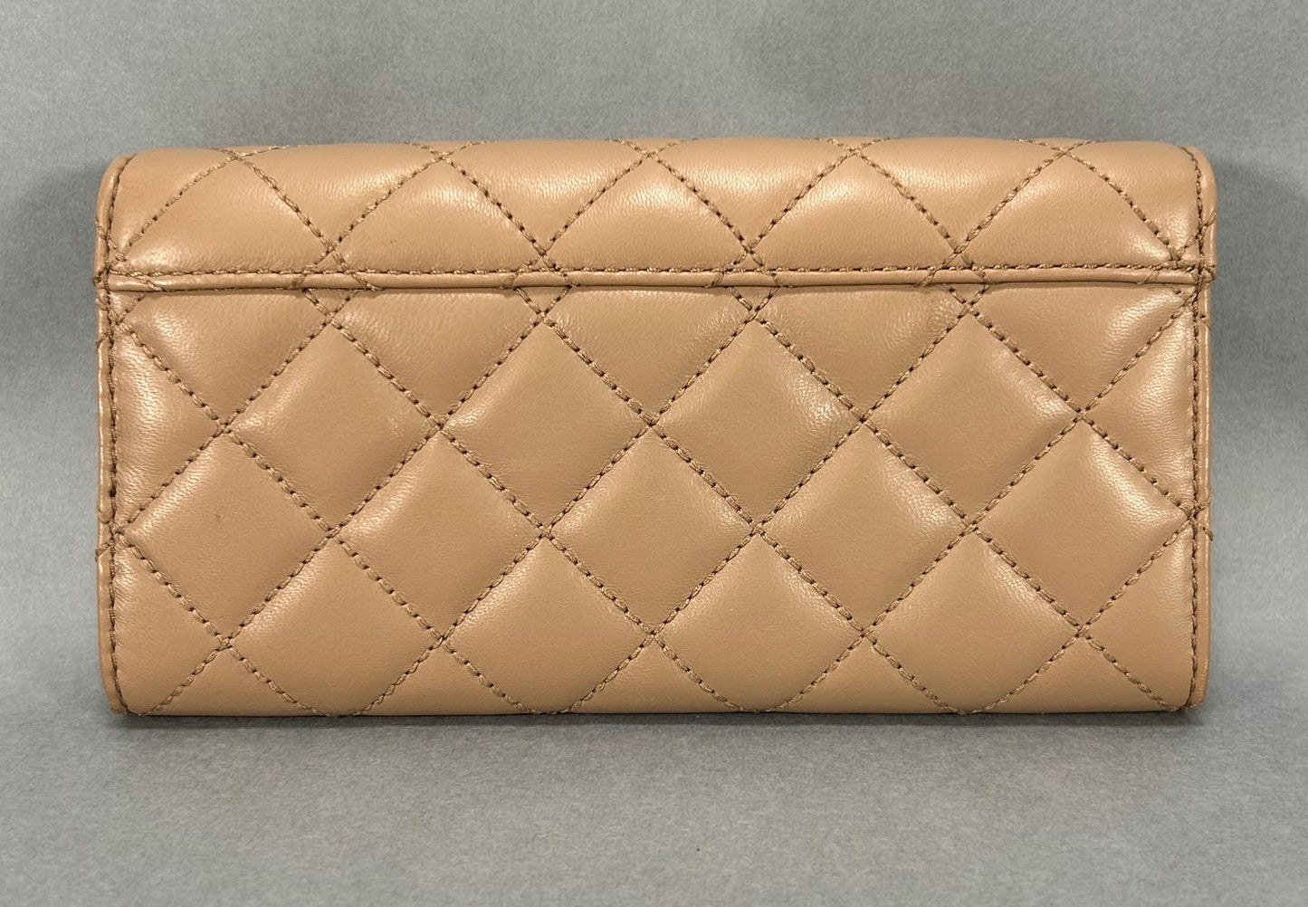 Michael Kors Astrid Clutch - Beige