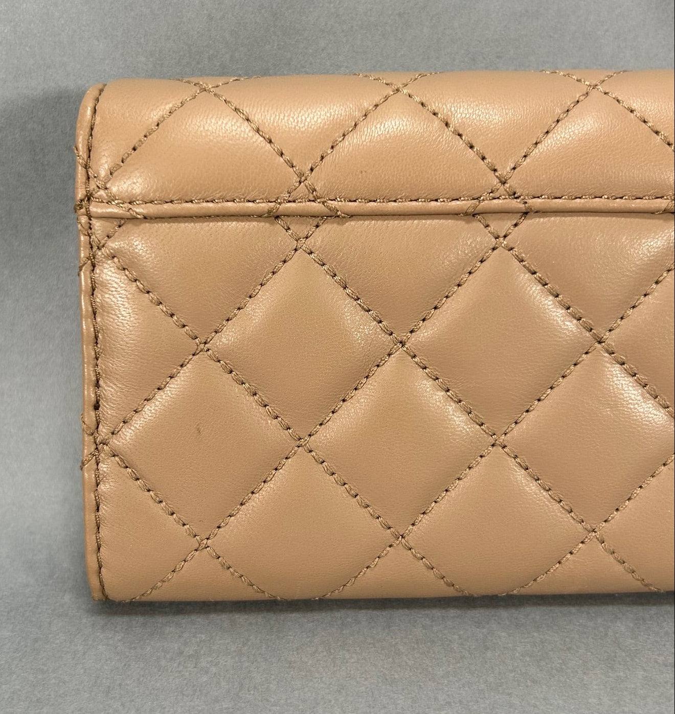 Michael Kors Astrid Clutch - Beige