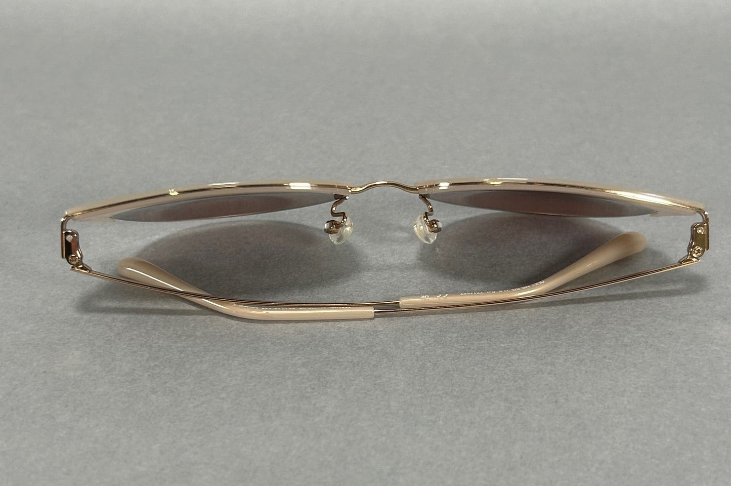 Maui Jim Olili Sunglasses MJ330-05; 55[]18 W/Case