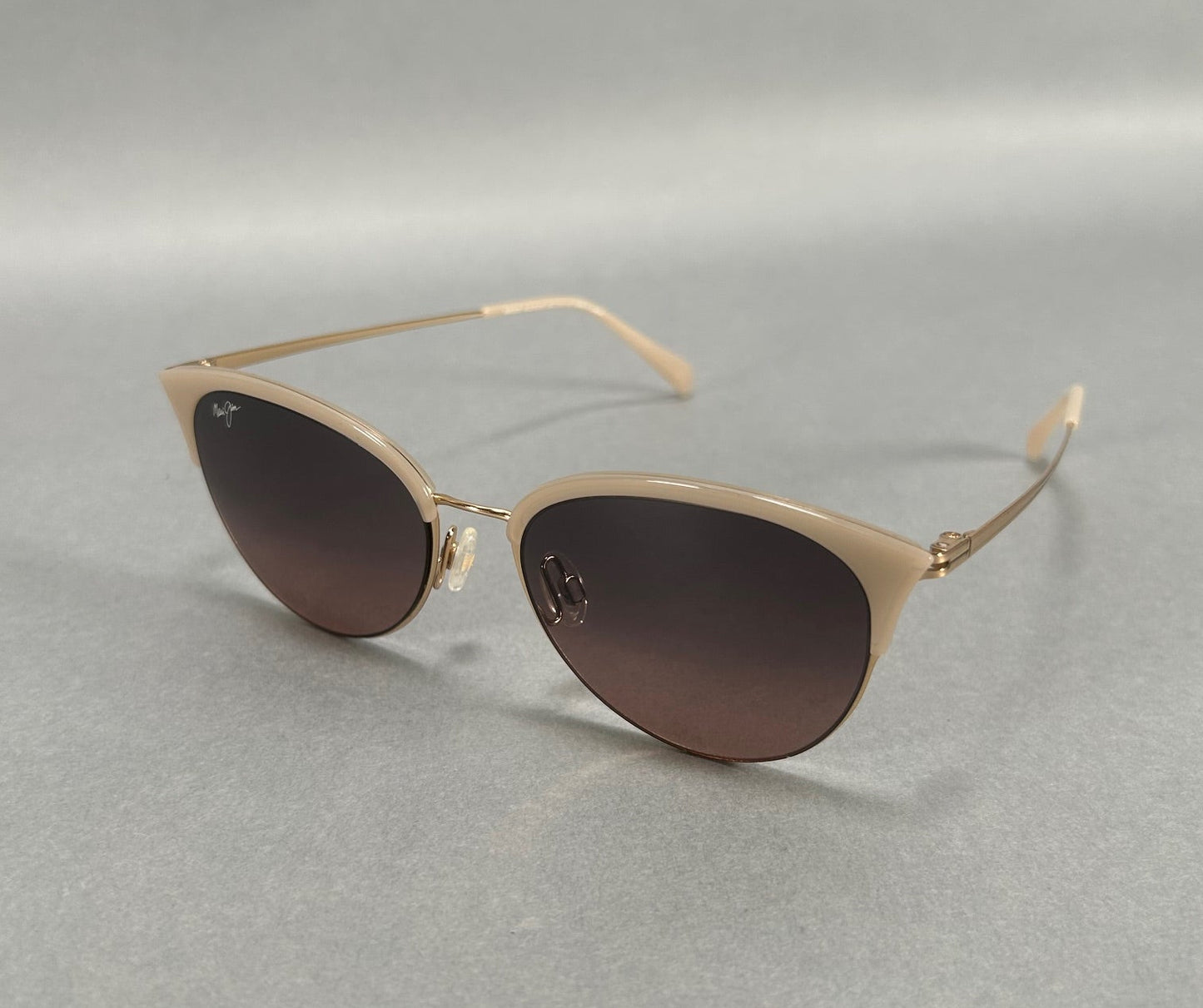 Maui Jim Olili Sunglasses MJ330-05; 55[]18 W/Case