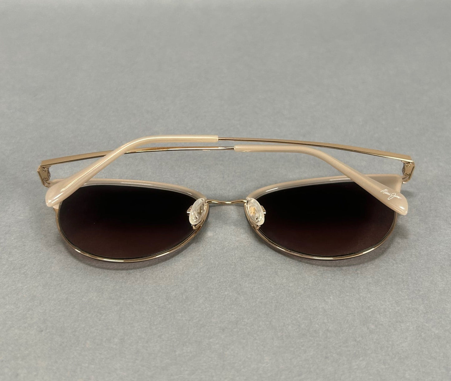Maui Jim Olili Sunglasses MJ330-05; 55[]18 W/Case