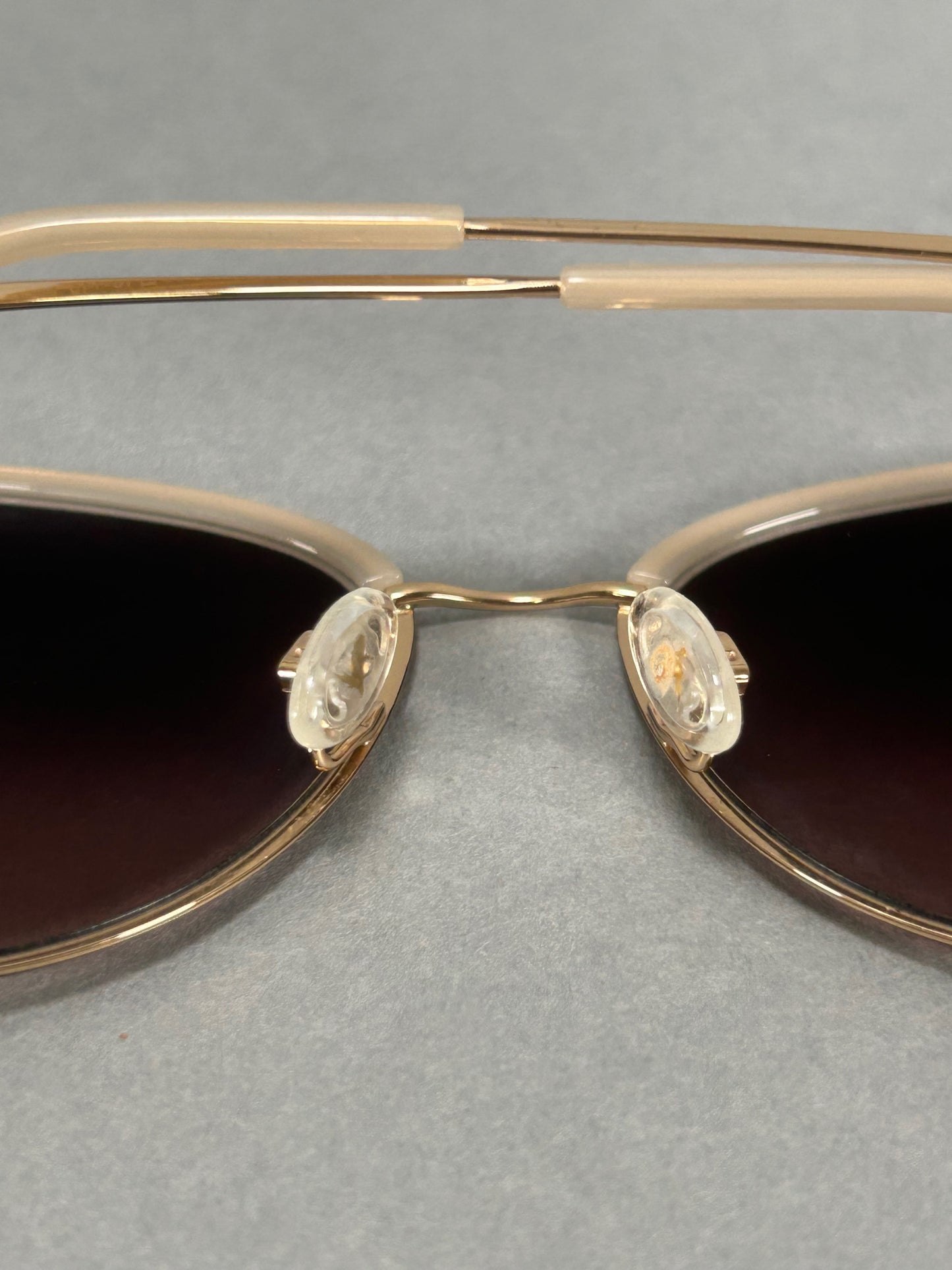 Maui Jim Olili Sunglasses MJ330-05; 55[]18 W/Case