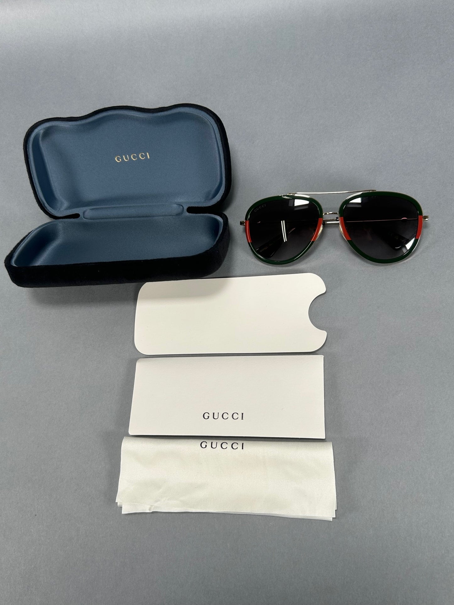 Gucci Sunglasses GG0062S 57[]17-140