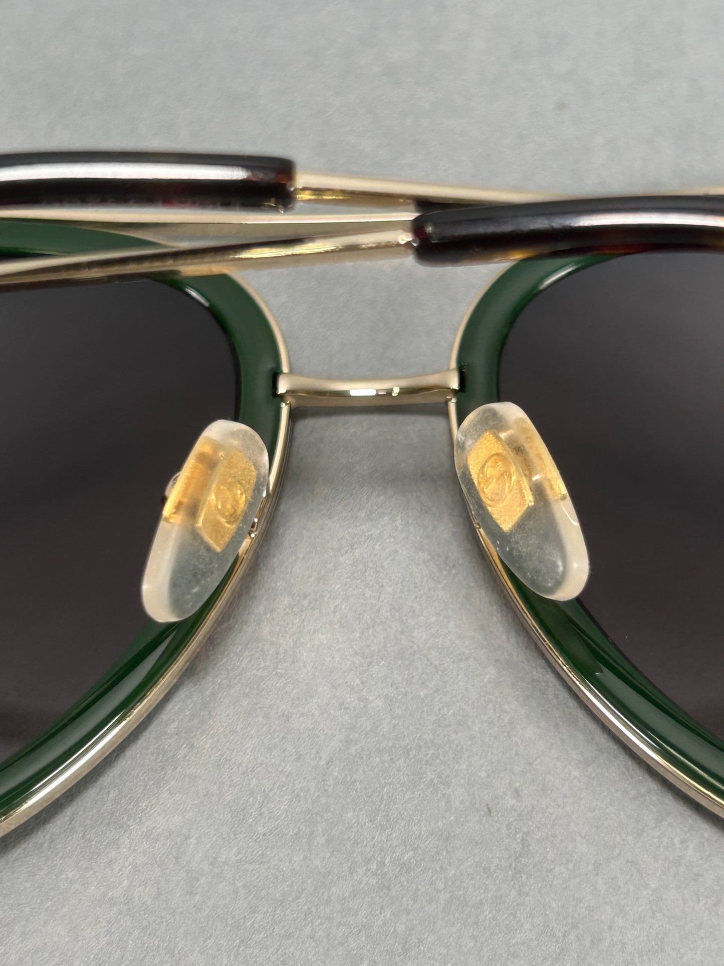 Gucci Sunglasses GG0062S 57[]17-140