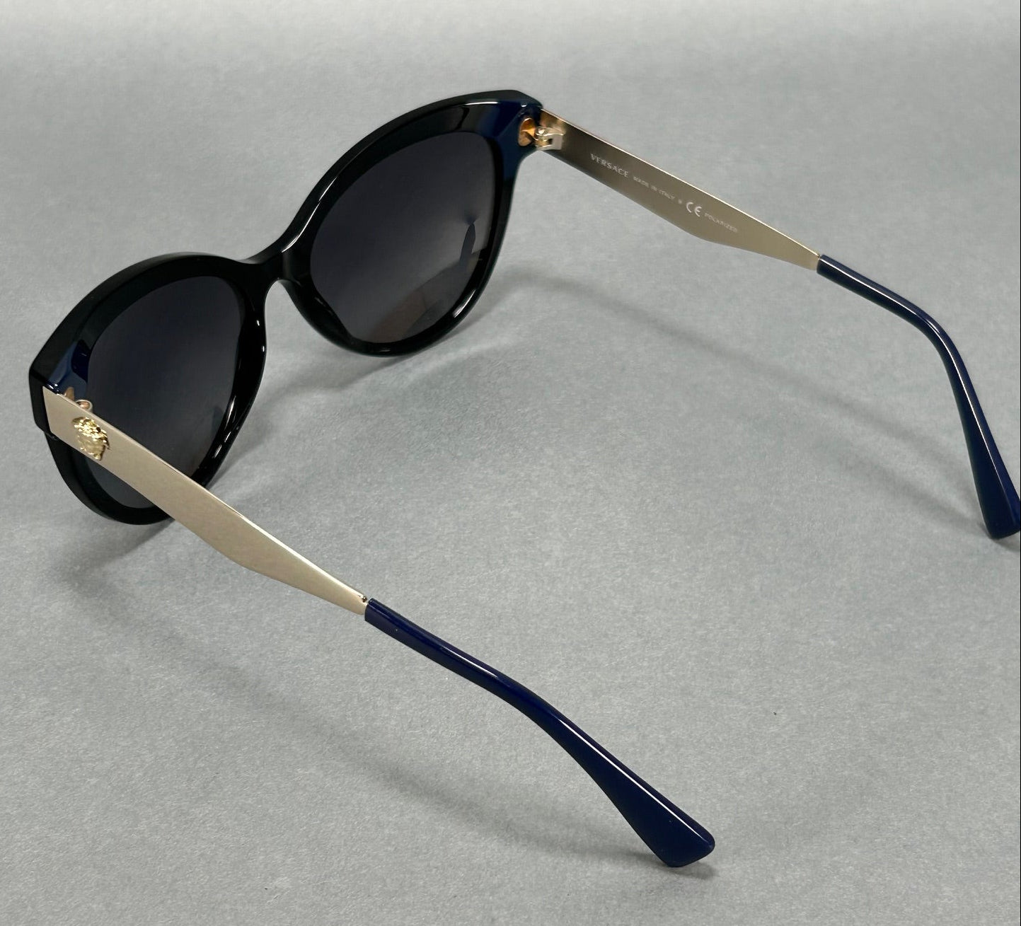 Versace Sunglasses Model: 4338 57[]17