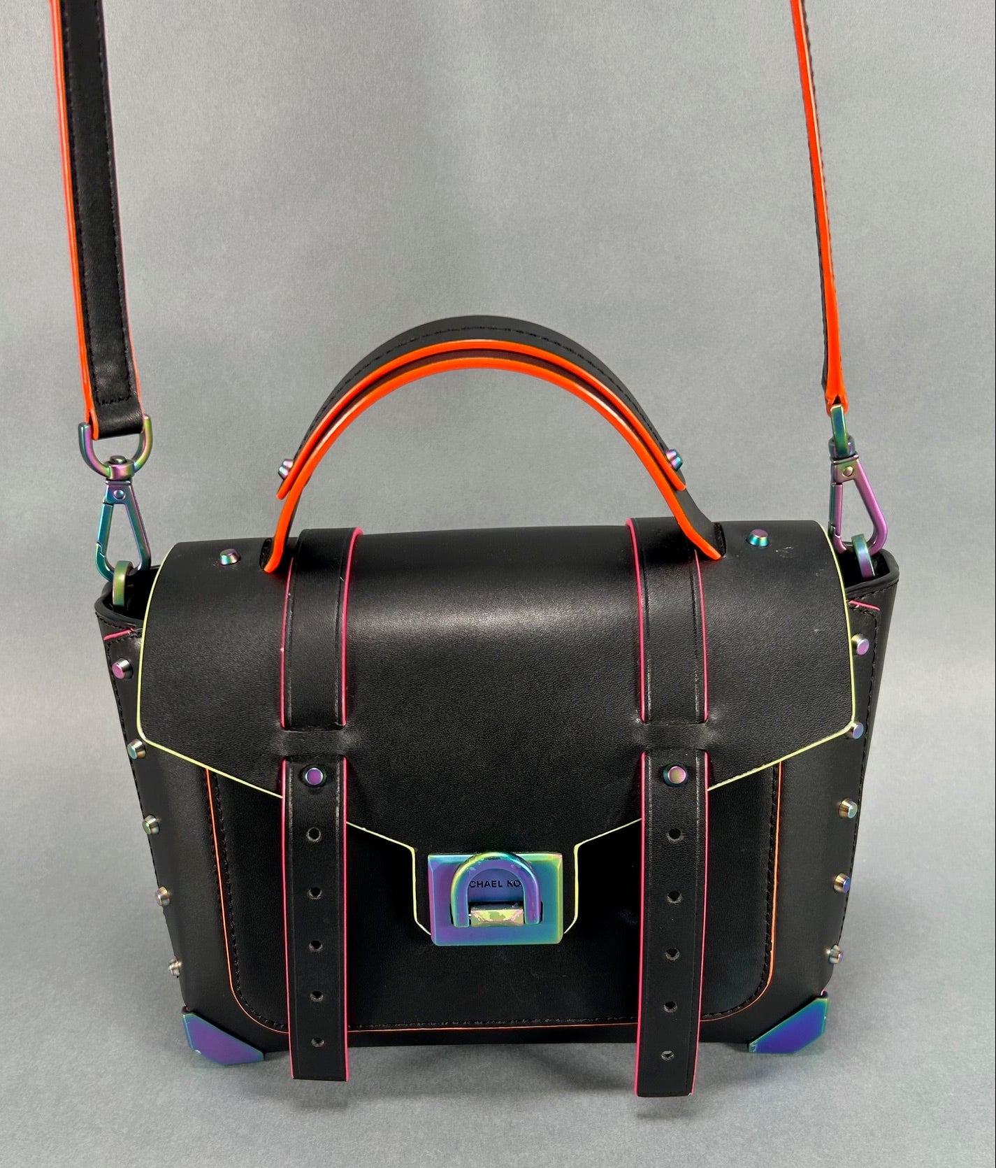 Michael Kors Manhattan Handbag - Black