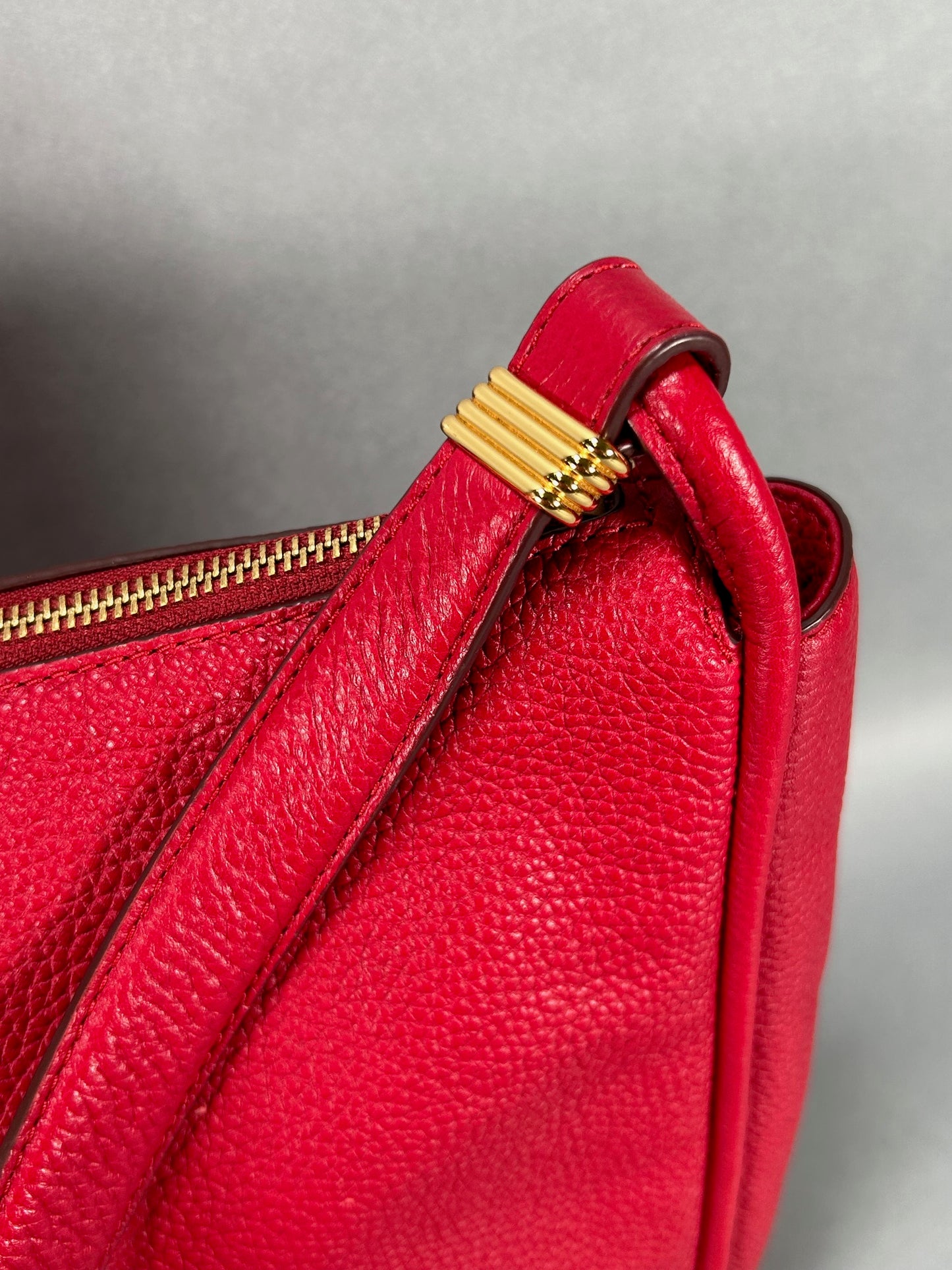 Marc Jacobs Hobo Handbag - Red