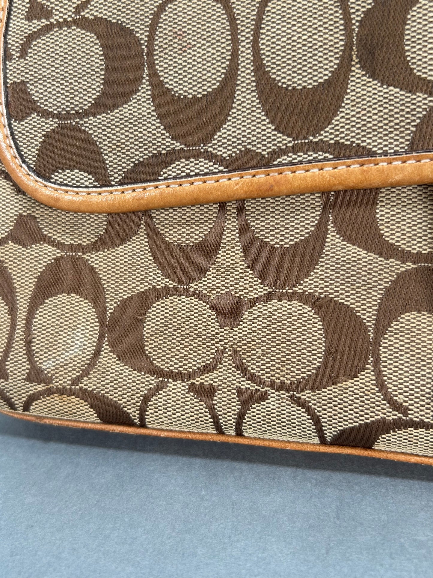 Coach Signature Mini Handbag Clip Demi 6348