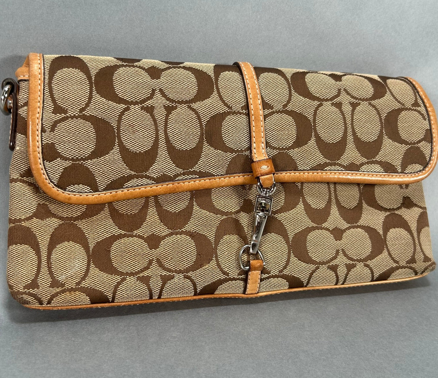 Coach Signature Mini Handbag Clip Demi 6348