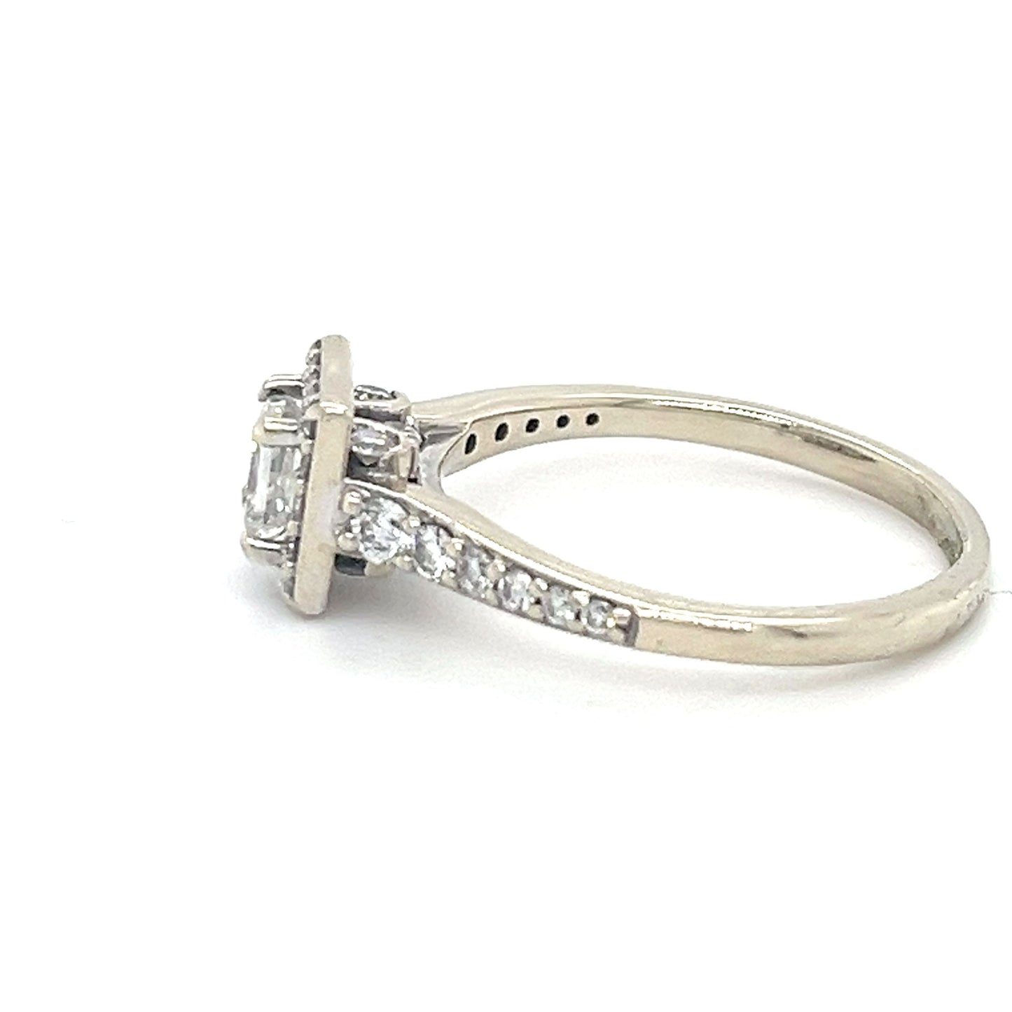 14K White Gold Diamond 0.62ctw Halo Engagement Ring; 3.3g