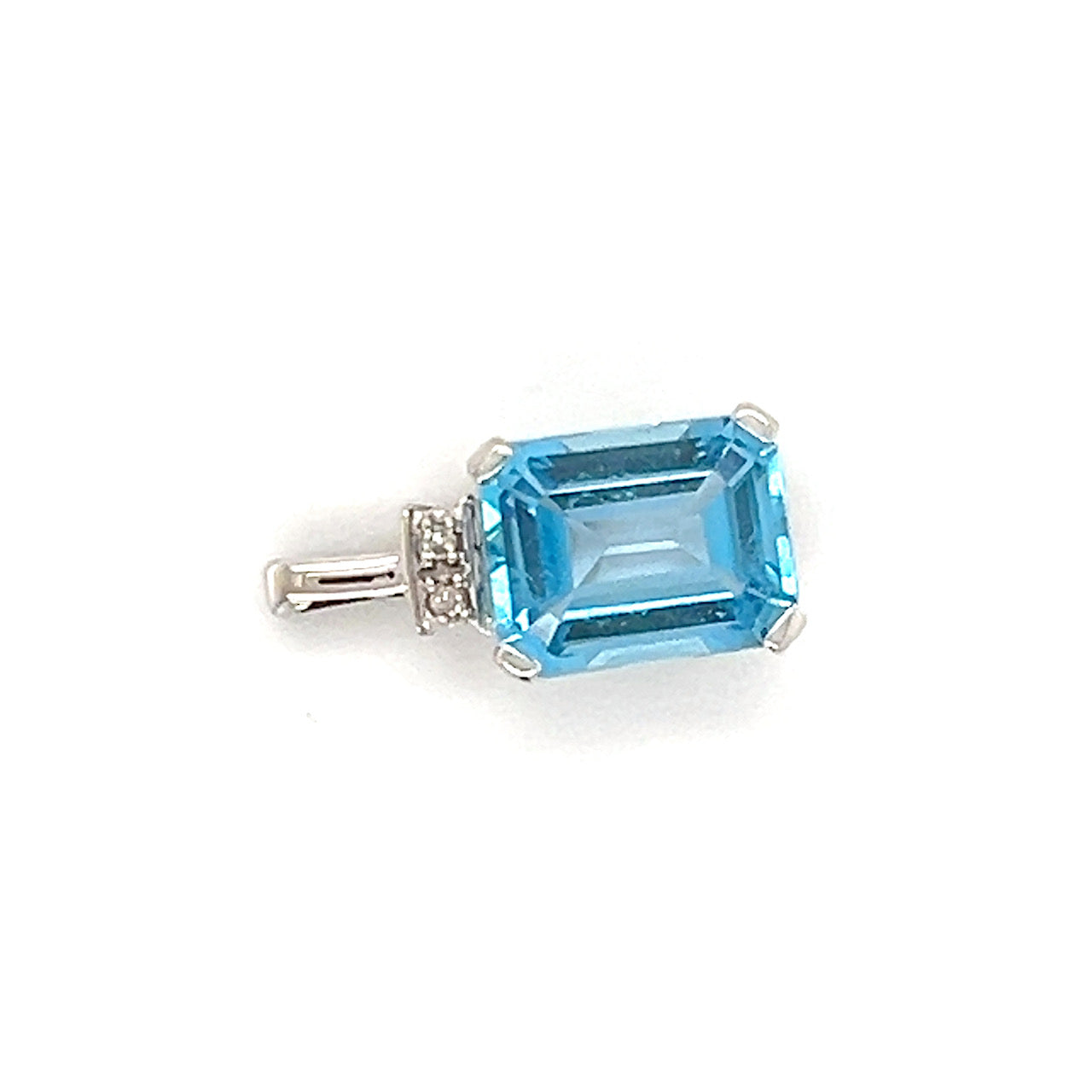10K White Gold Topaz Pendant; 0.8DWT; 1.2g
