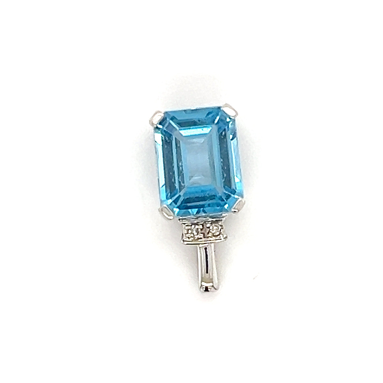 10K White Gold Topaz Pendant; 0.8DWT; 1.2g