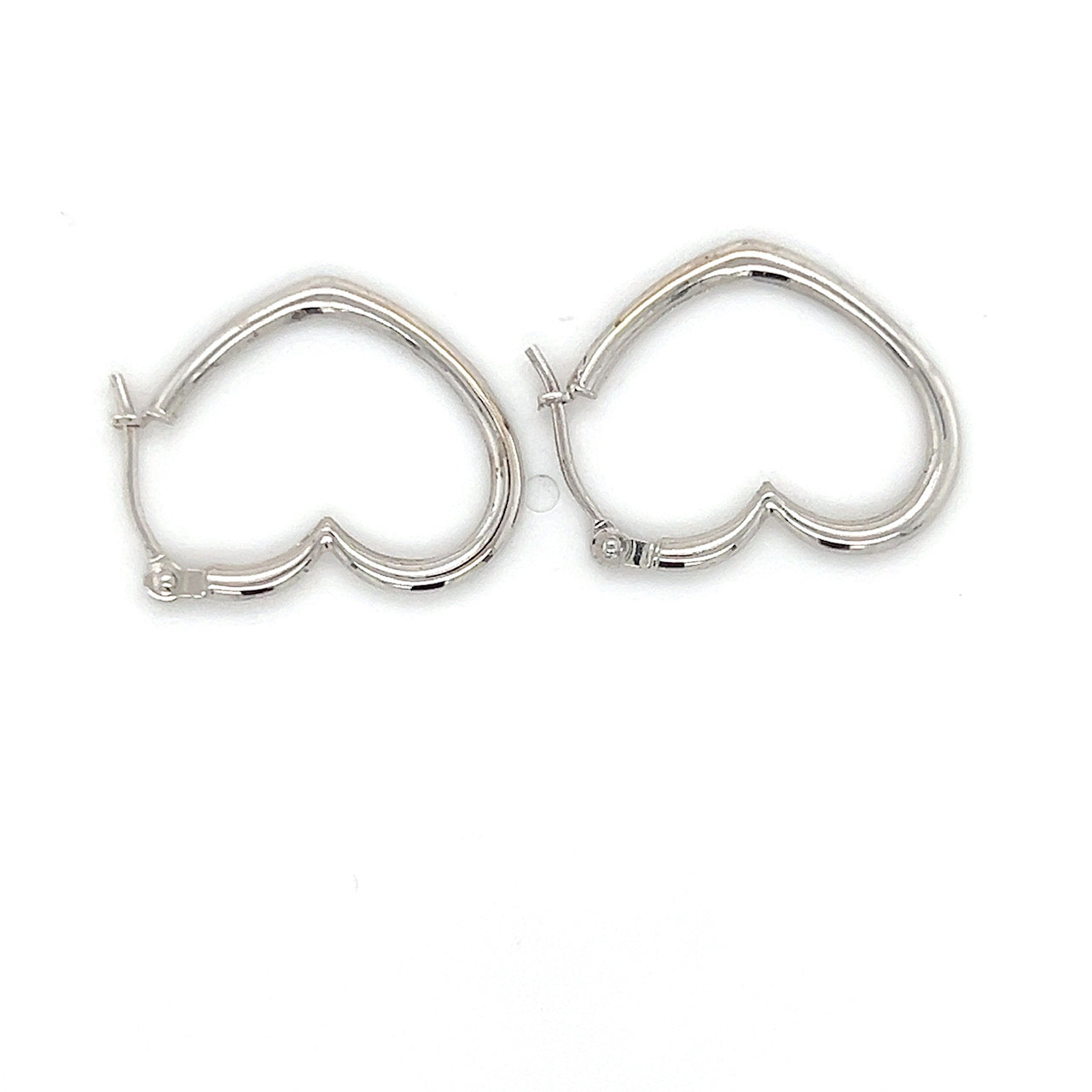 14K White Gold Heart Earrings; 0.4DWT; 0.6g