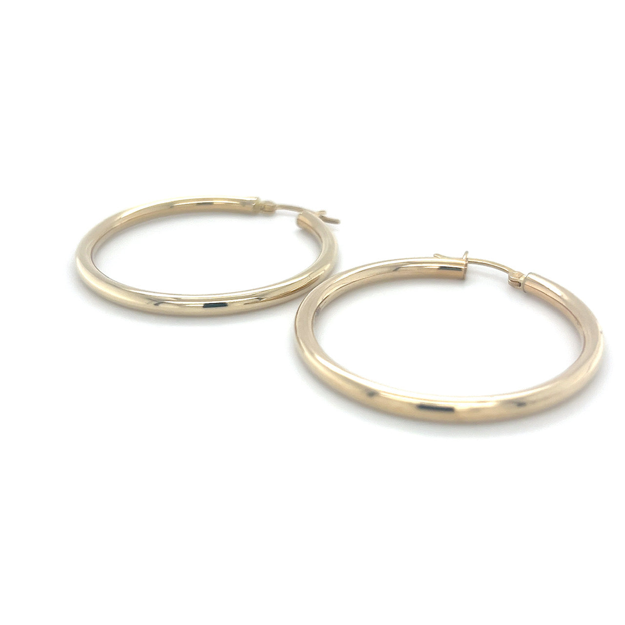 10K Yellow Gold Hoop Earrings; 2DWT; 3.2g