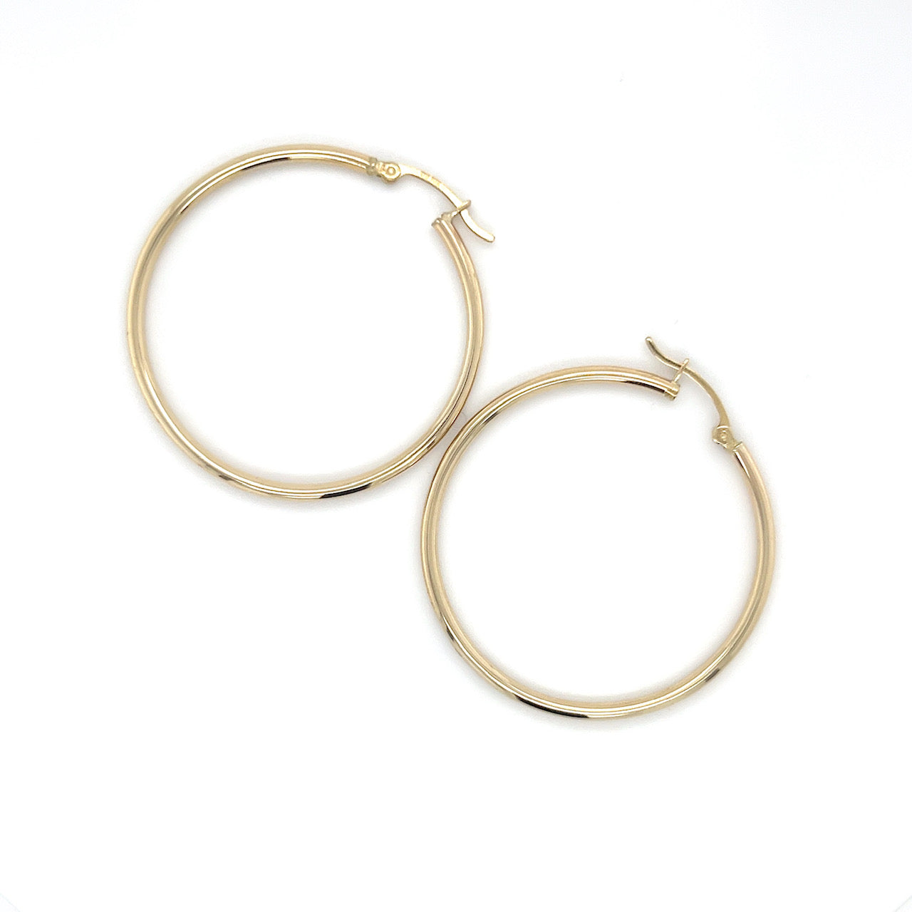 10K Yellow Gold Hoop Earrings; 1.6DWT; 2.5g