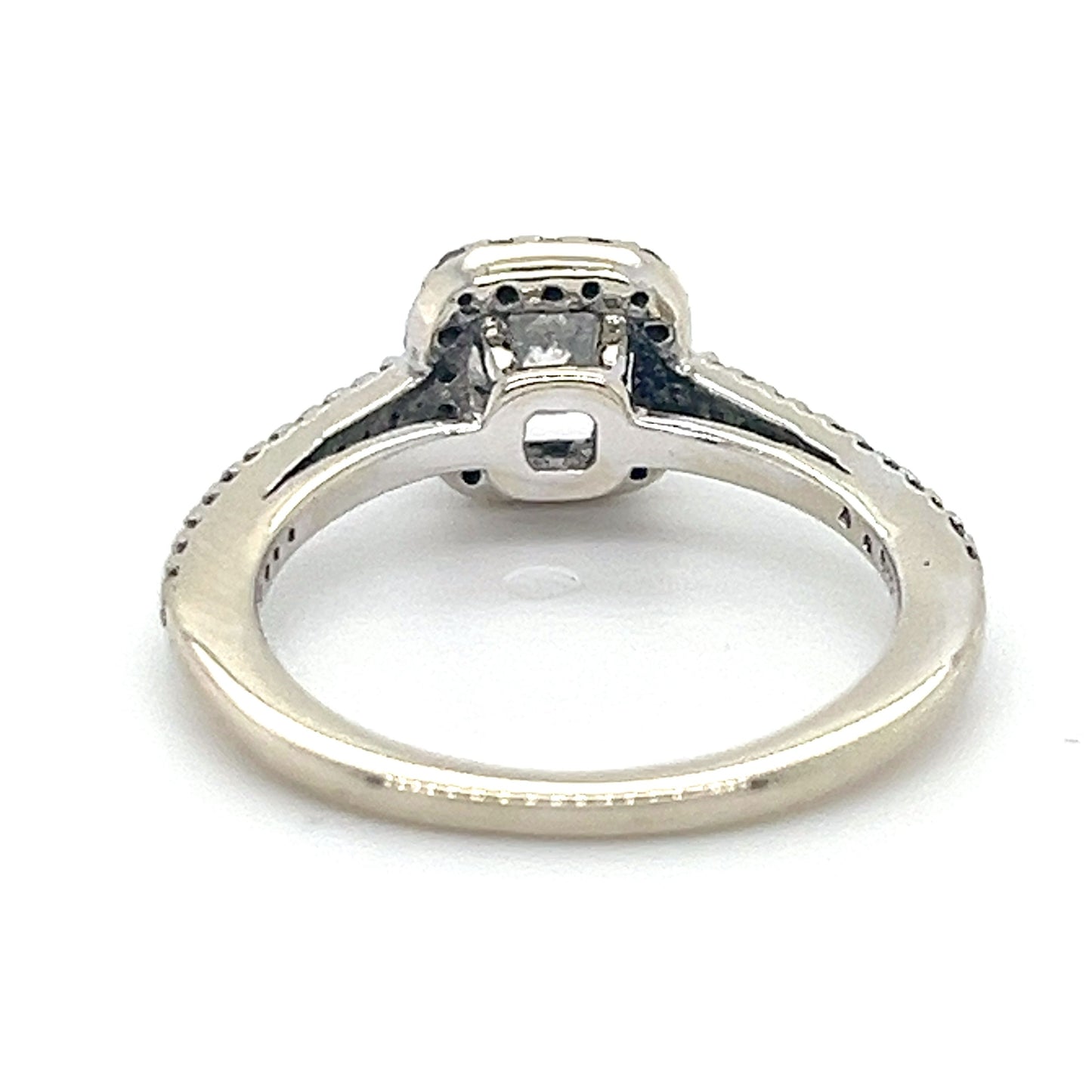 14K White Gold Diamond 0.50ctw Halo Engagement Ring; 2.8g