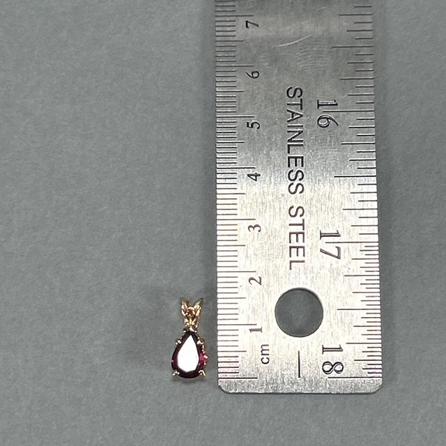 14K Yellow Gold Purple Tourmaline Pendant; 1.3g