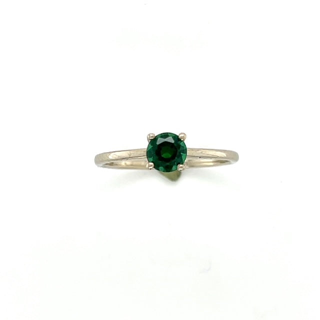 14K White Gold Green Gem Stone Lady's Fashion Ring; 1.2DWT; Size 7