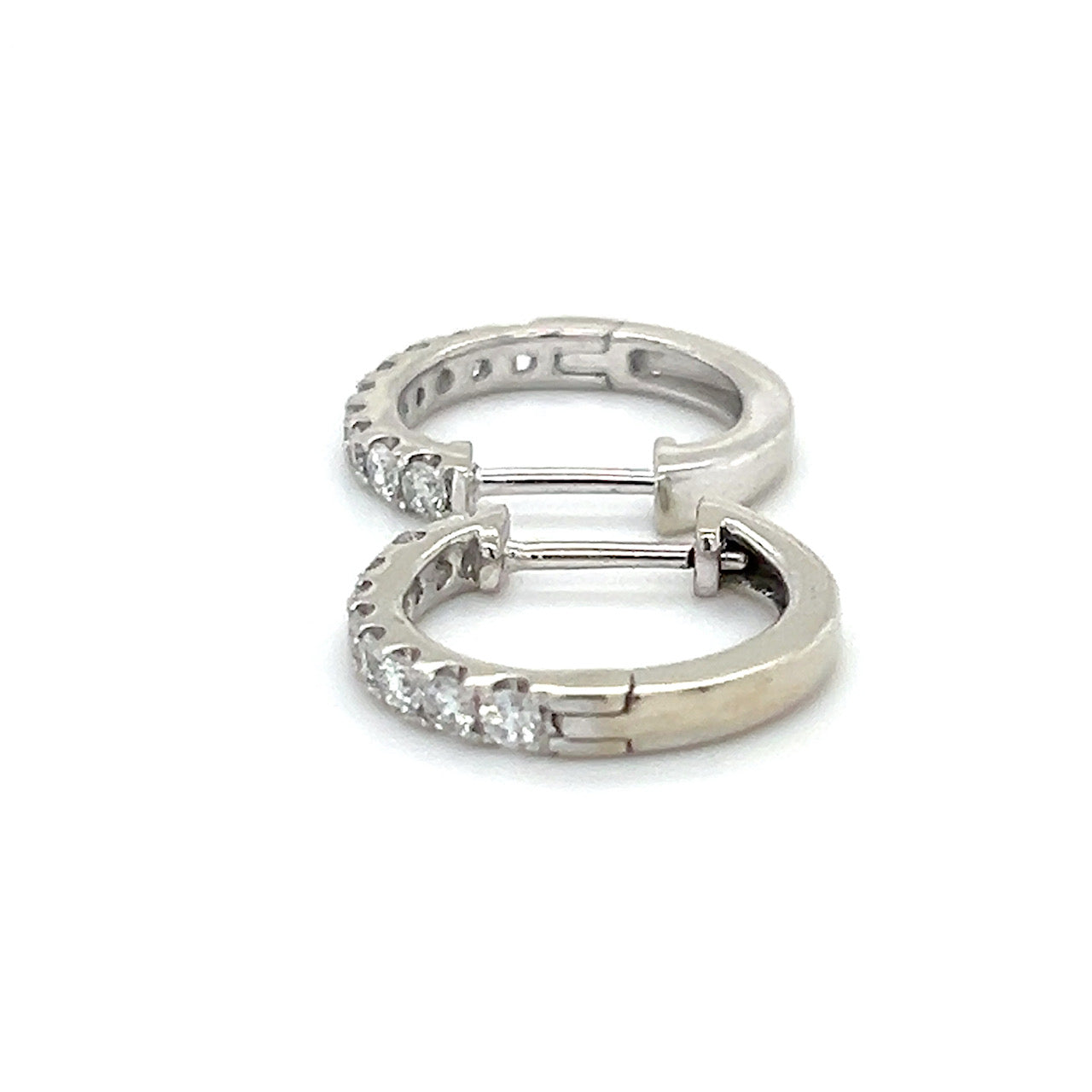 10K White Gold Diamond Earrings; 0.36CTW; 2,5g