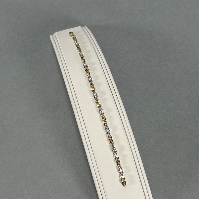 10K Yellow Gold Diamond Accent Aquamarine Tennis Bracelet; 7"; 2.7DWT