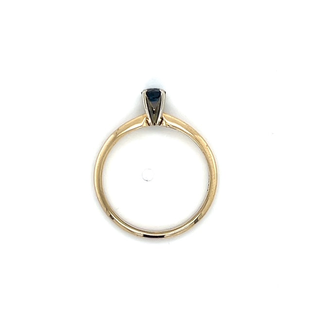 14K White Gold Sapphire Lady's Fashion Ring; 1.1DWT, Size 6