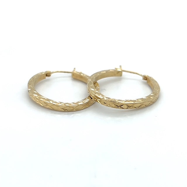 14K yellow Gold Hoop Earrings; 1.7DWT; 2.6g