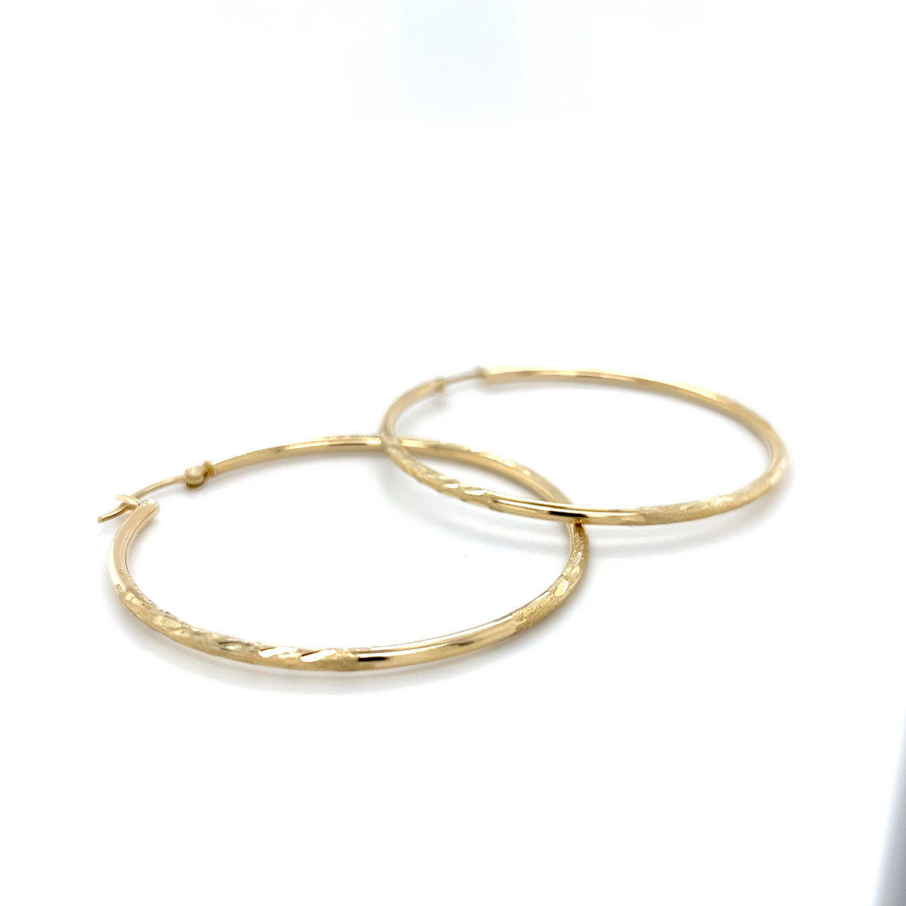 10K Yellow Gold Hoop Earrings; 1.9DWT; 2.9g