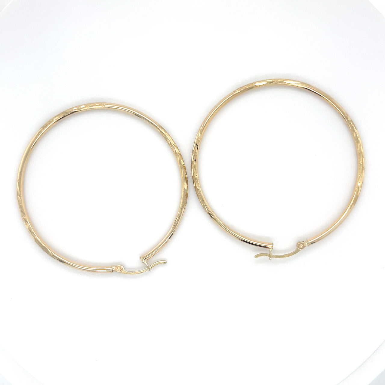 10K Yellow Gold Hoop Earrings; 1.9DWT; 2.9g