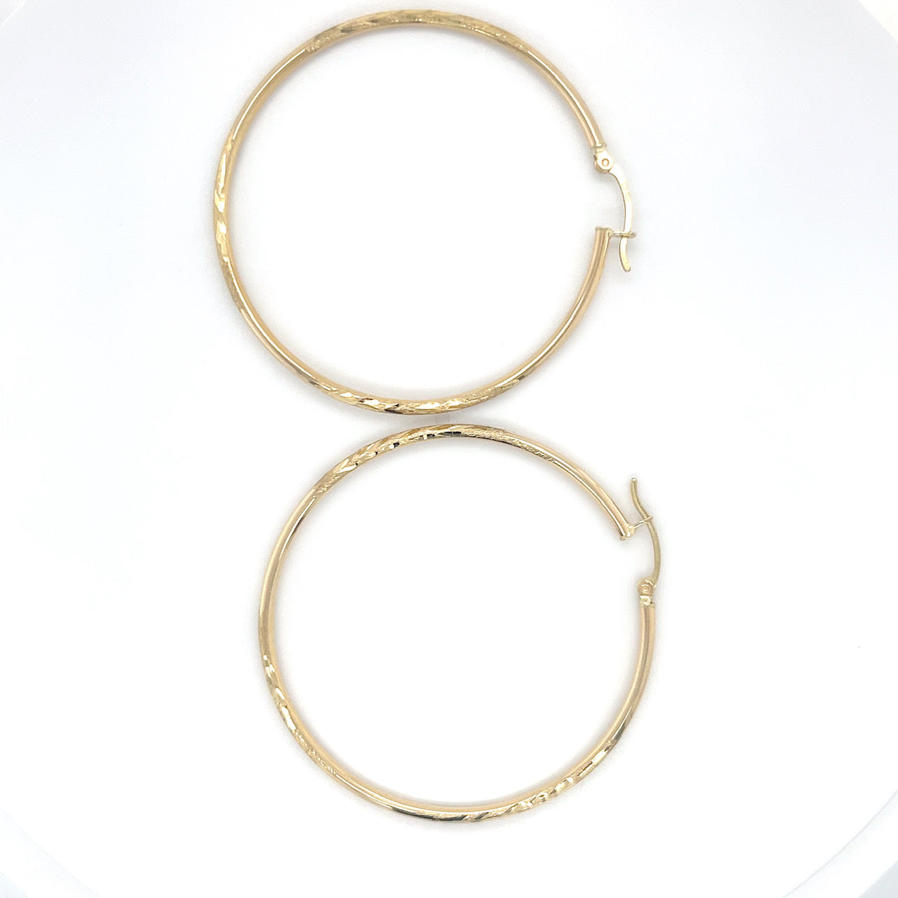 10K Yellow Gold Hoop Earrings; 1.9DWT; 2.9g