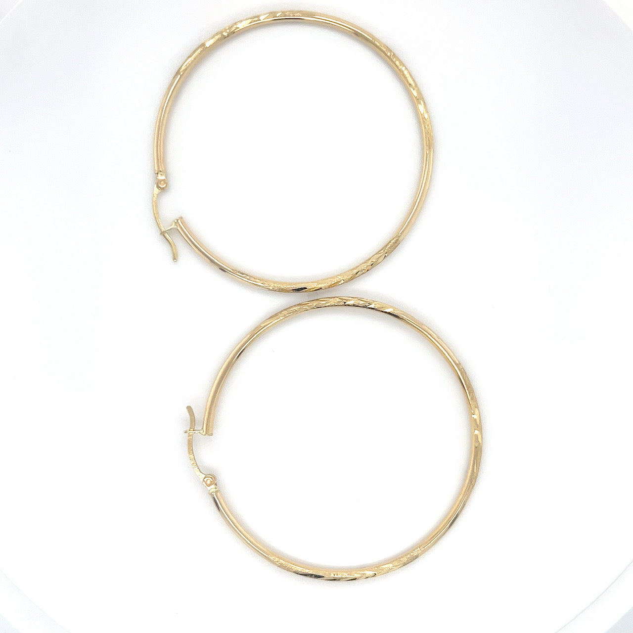 10K Yellow Gold Hoop Earrings; 1.9DWT; 2.9g