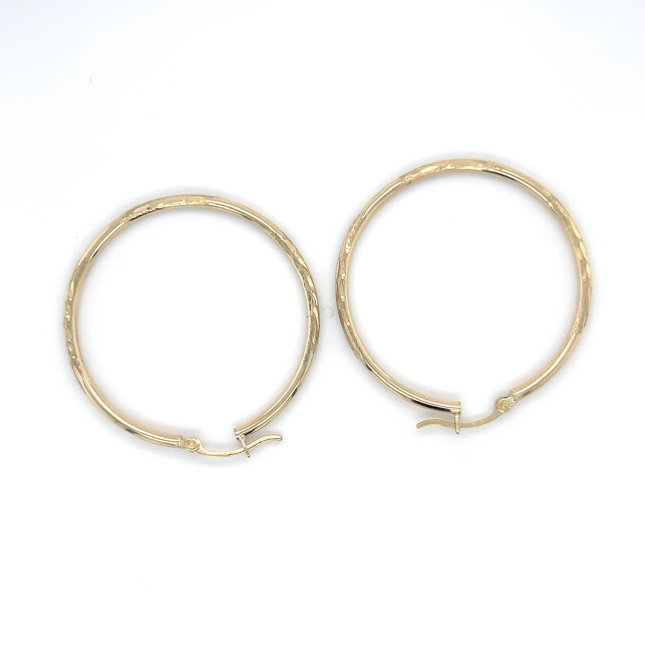 10K Yellow Gold Hoop Earrings; 1.5DWT; 2.4g