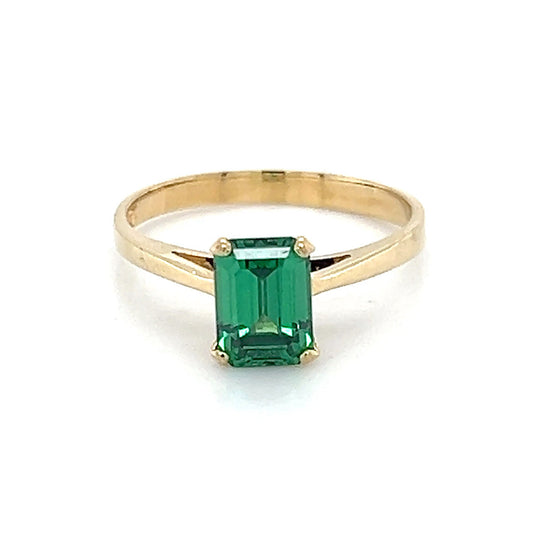10K Yellow Gold Synthetic Emerald Lady's Fashion Ring; 1.3DWT; Size 6