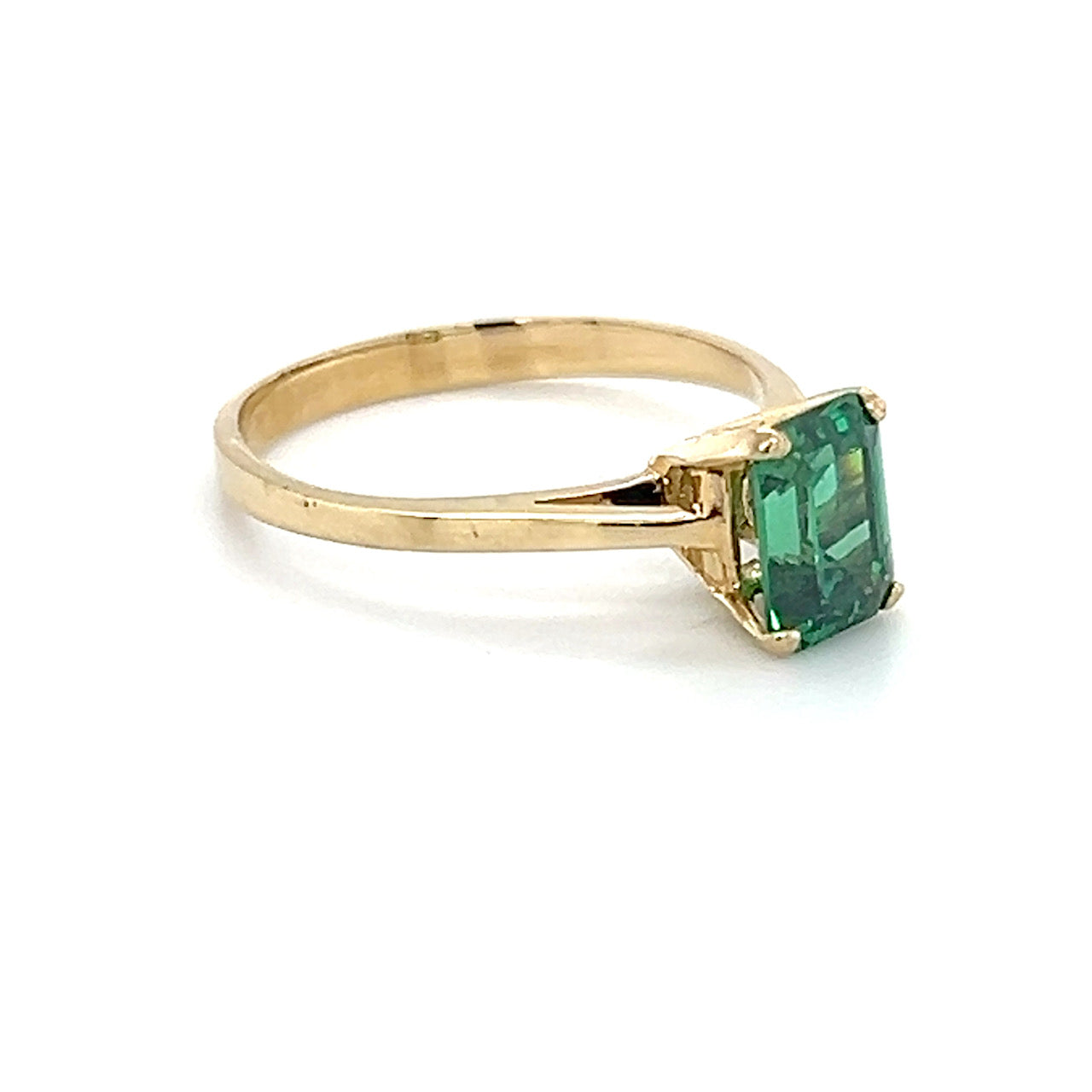 10K Yellow Gold Synthetic Emerald Lady's Fashion Ring; 1.3DWT; Size 6