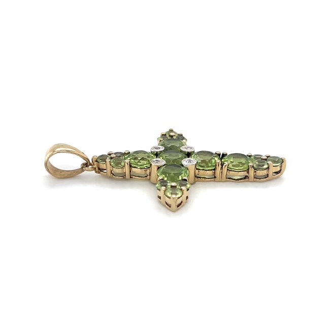 14K Yellow Gold Diamond Accent & Peridot Cross Pendant; 2.3DWT