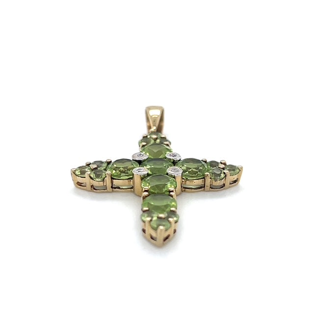 14K Yellow Gold Diamond Accent & Peridot Cross Pendant; 2.3DWT
