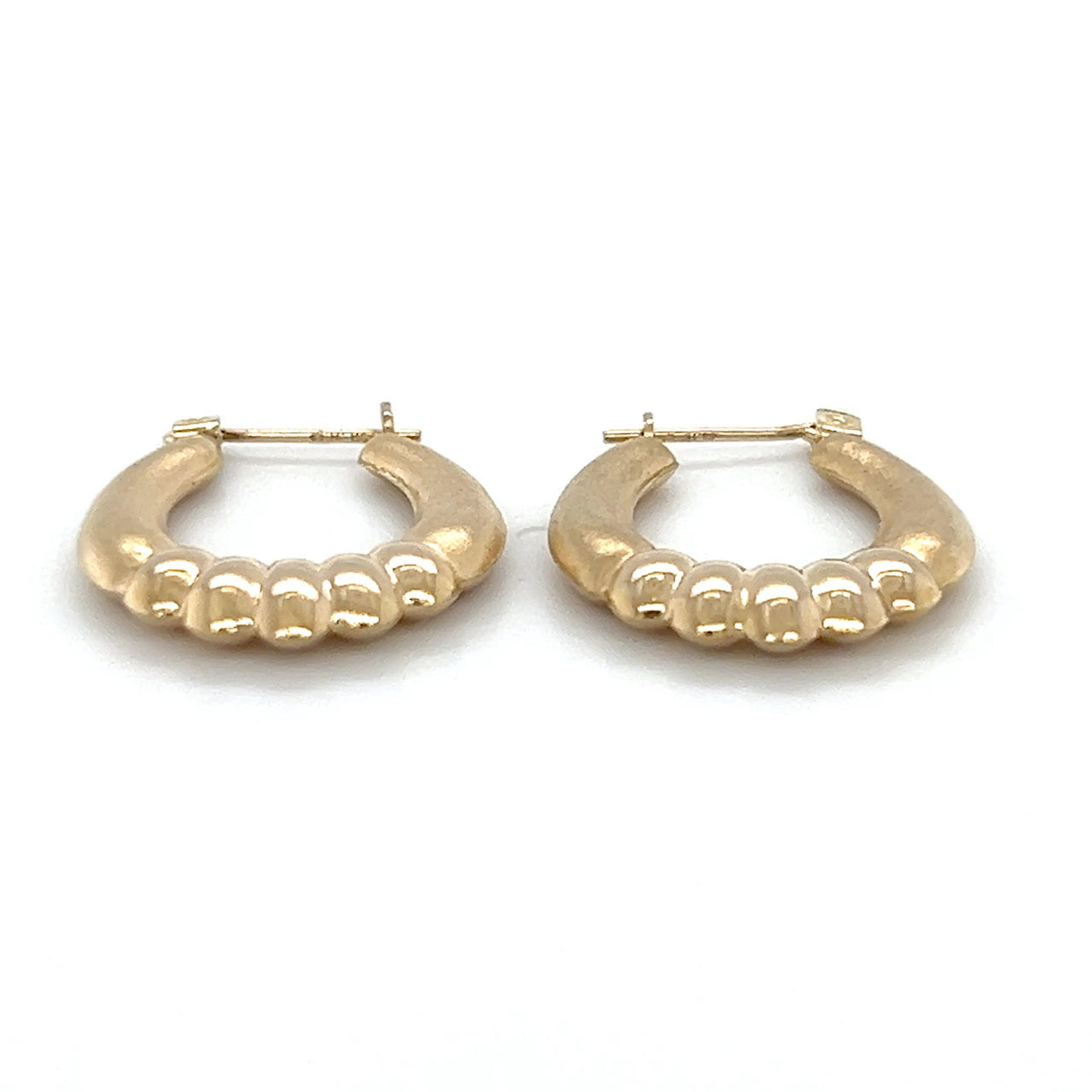 14K Yellow Gold Hoop Earrings; 0.9DWT; 1.4g