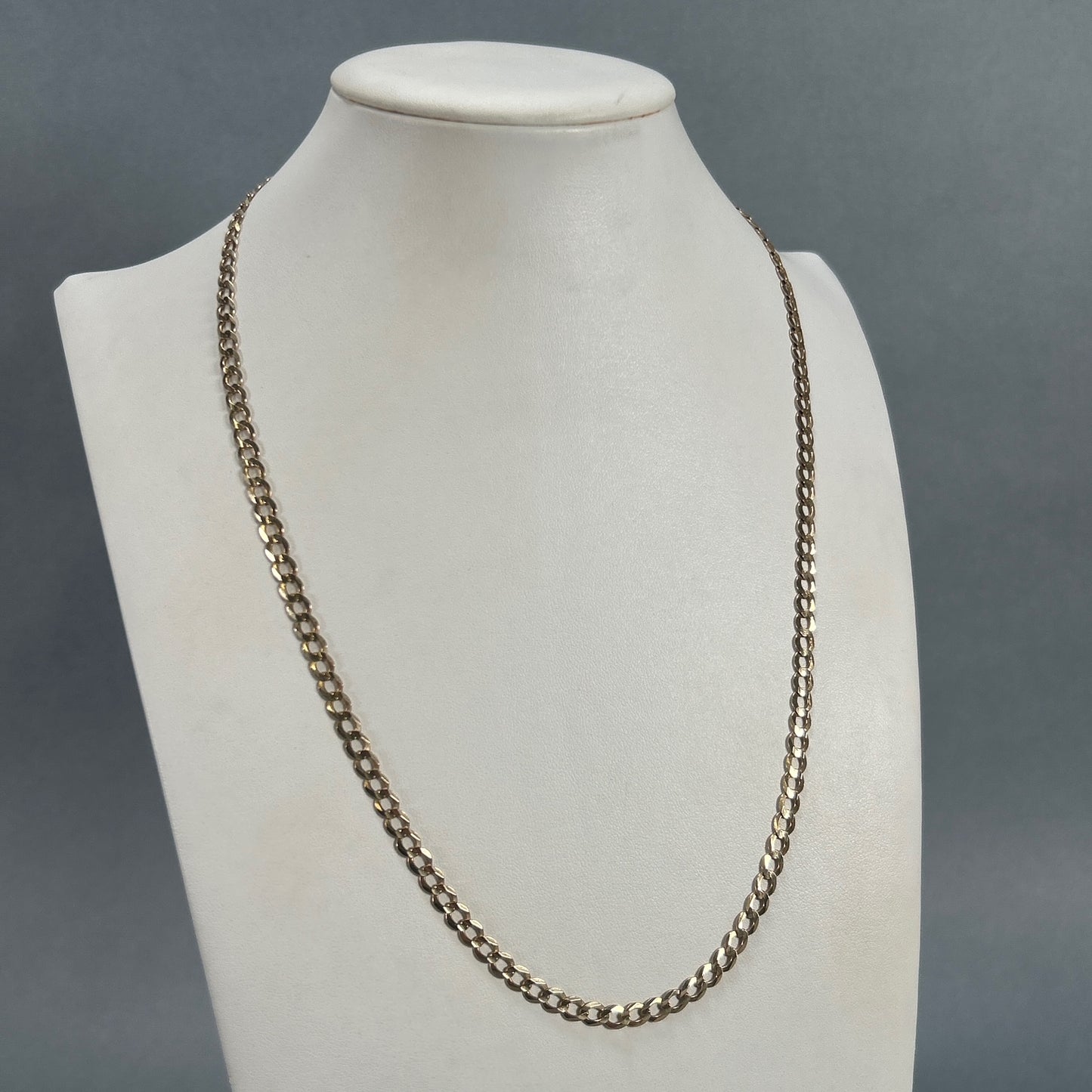 10K Yellow Gold 22.5" Curb Chain; 11.2g