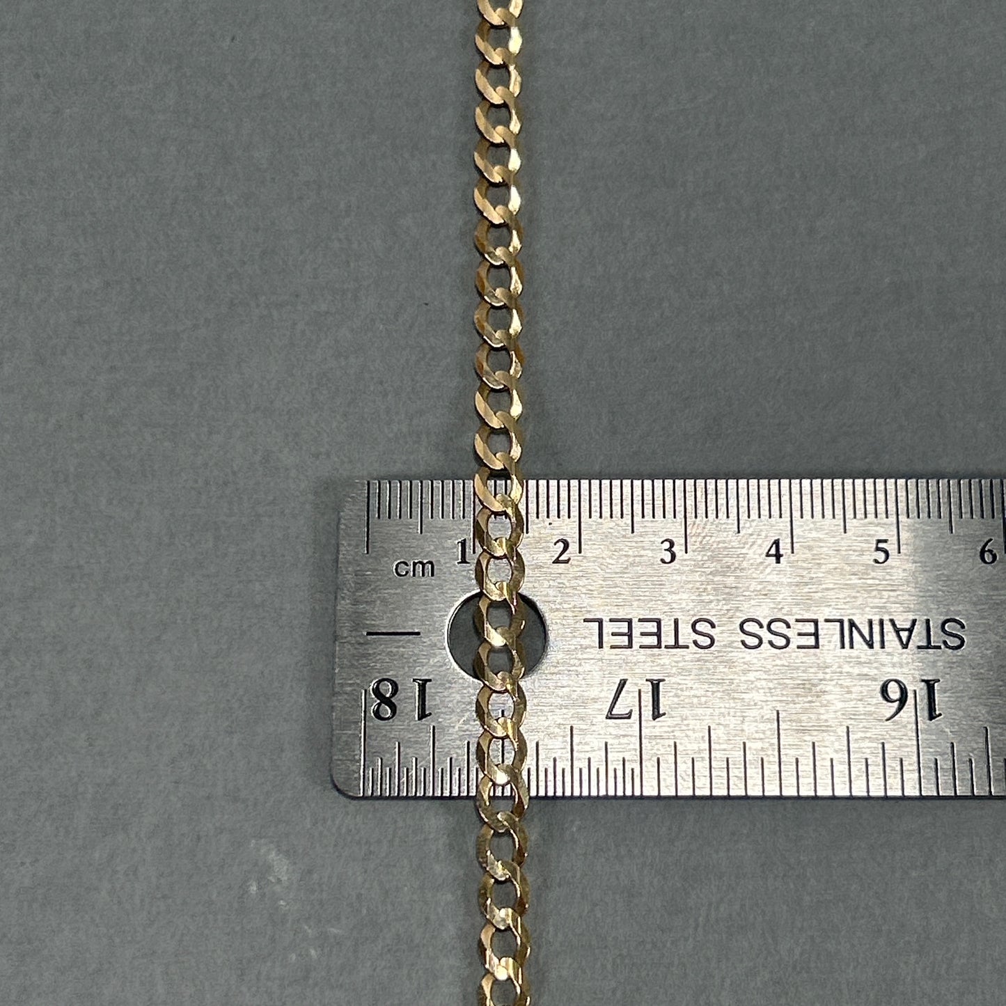 10K Yellow Gold 22.5" Curb Chain; 11.2g