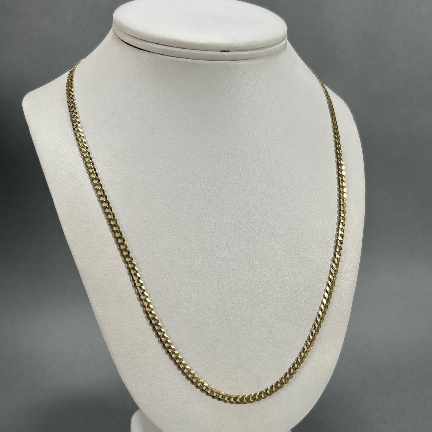14K Yellow Gold 22" Curb Chain; 8.3g